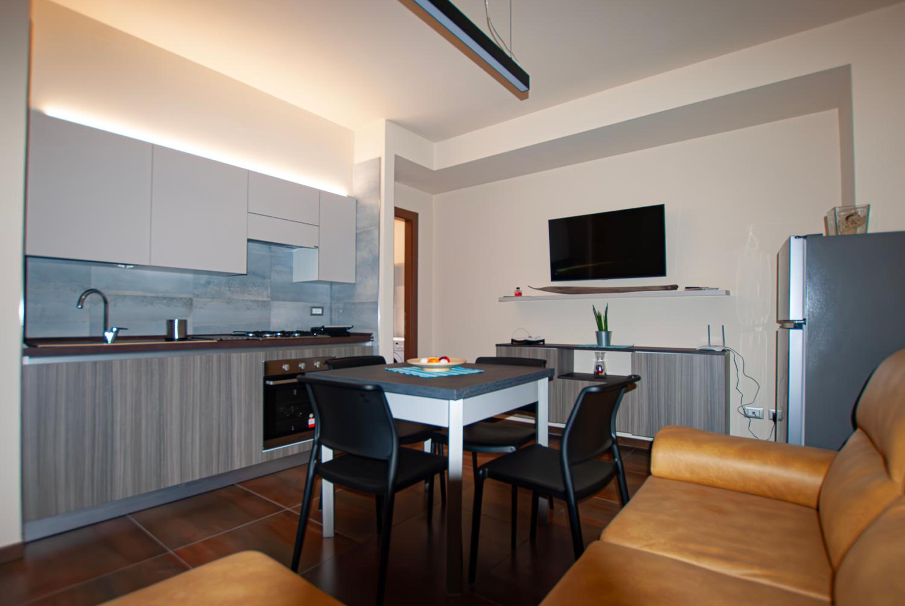 One-Bedroom Apartment photo 2