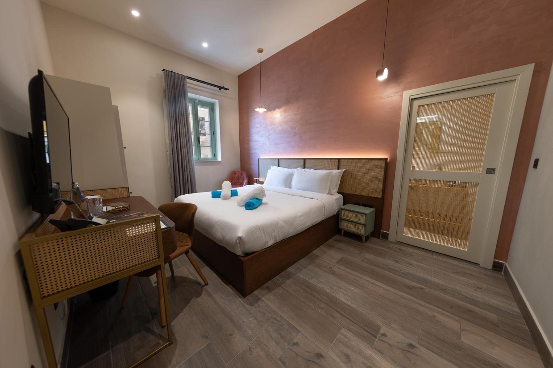 Superior Double Room - Photo 2