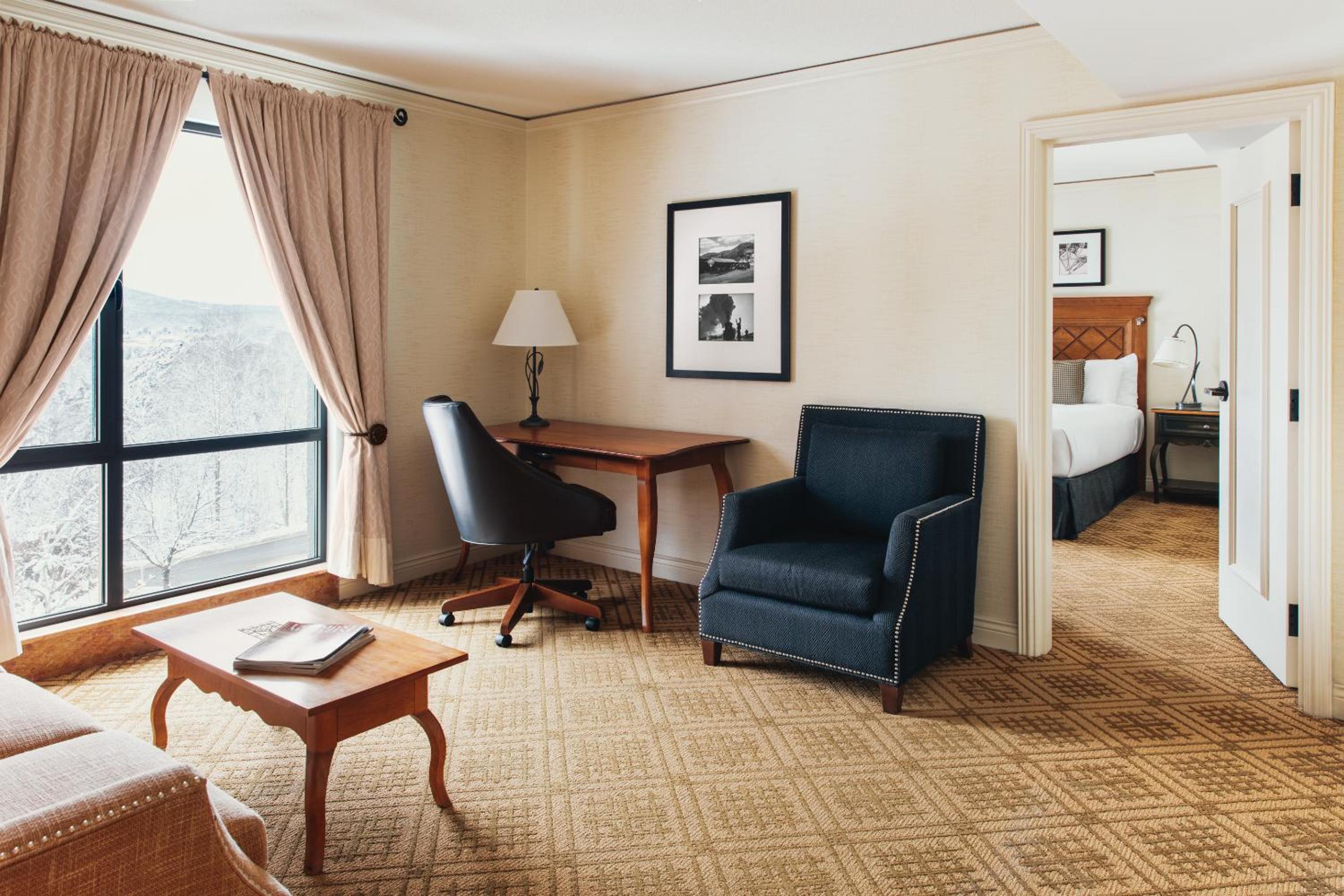 One-Bedroom Queen Suite with Sofa Bed
