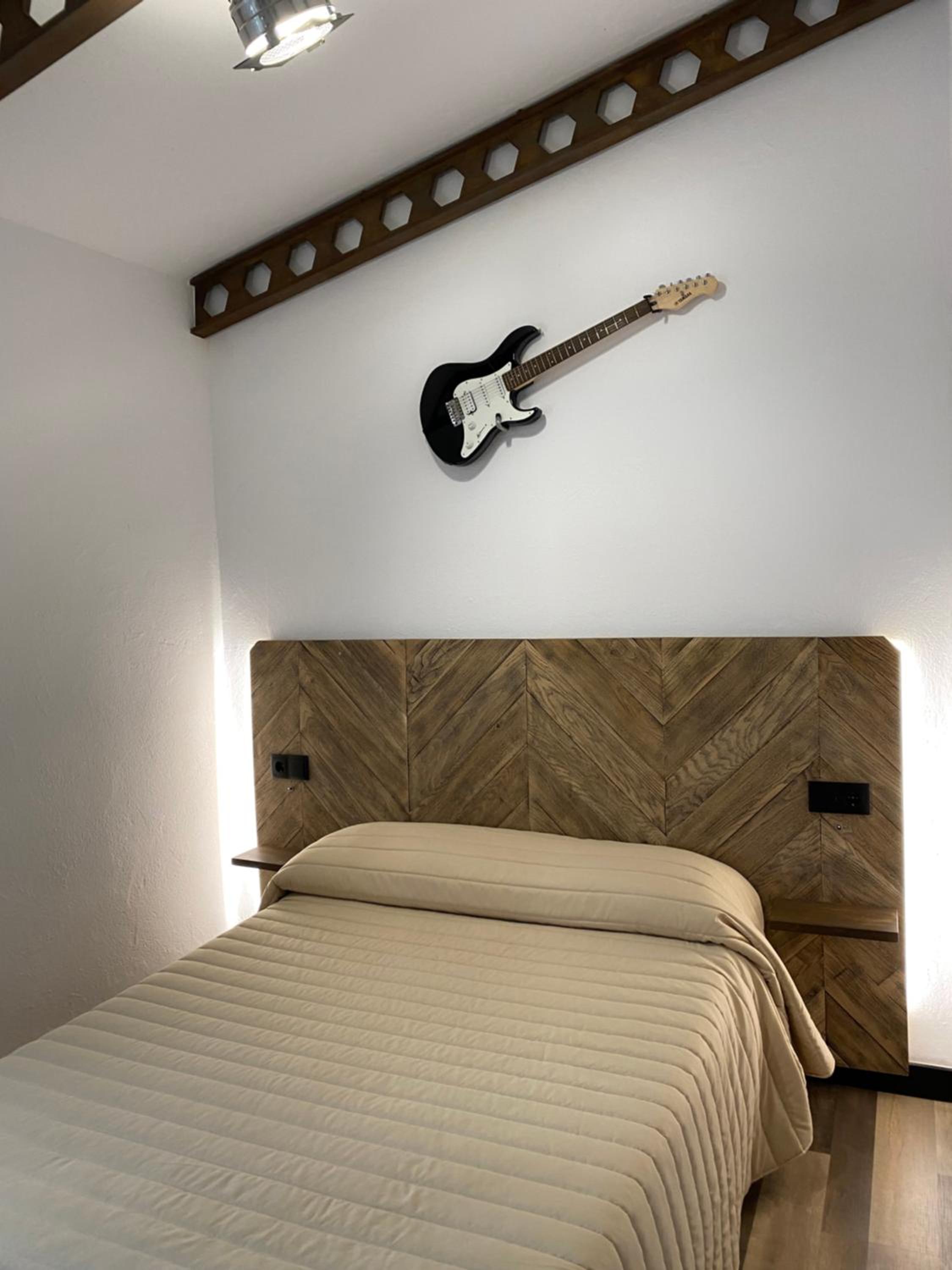 Three-Bedroom House photo 2