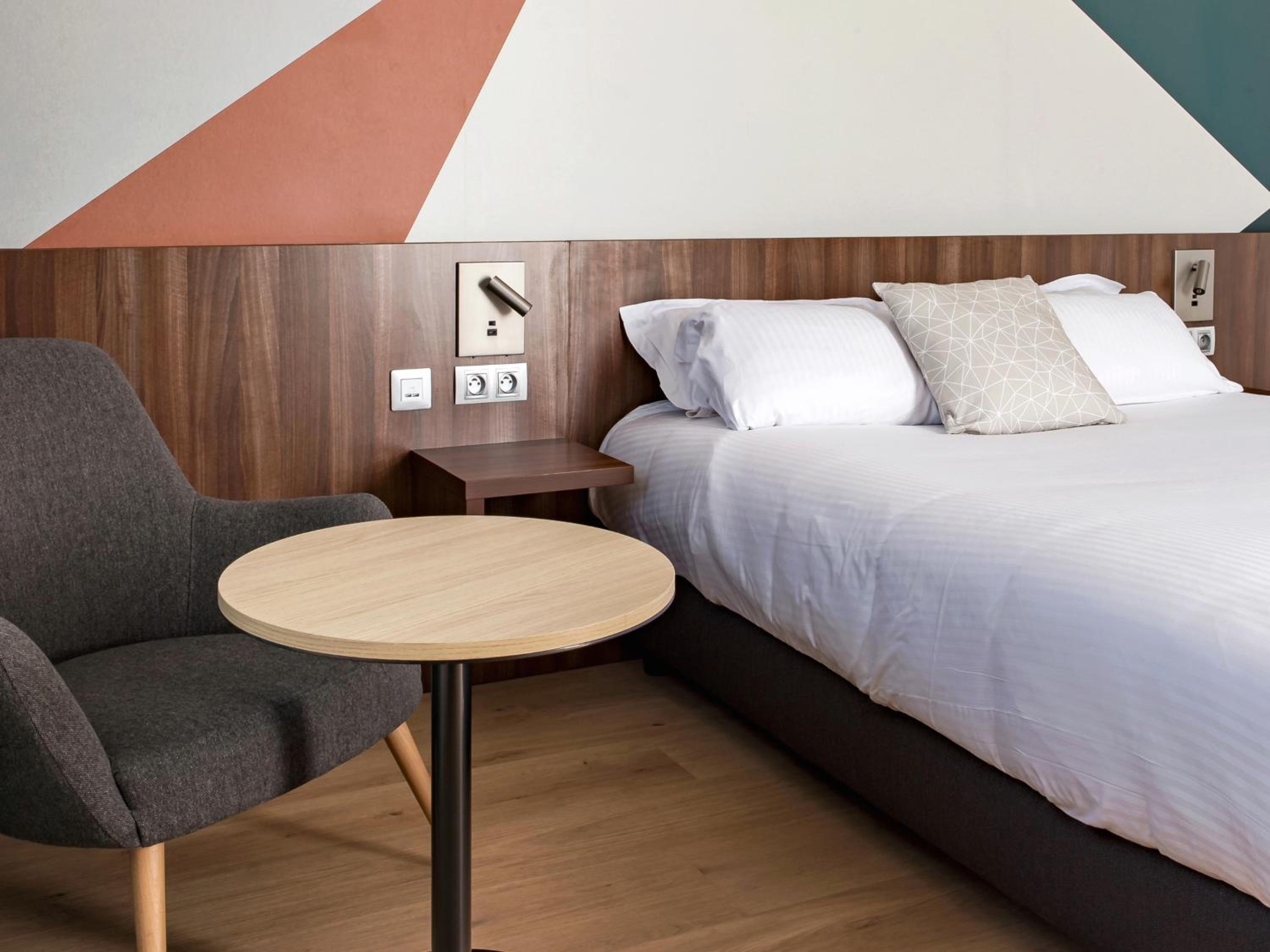 Premium Queen Room - Accessible photo 2