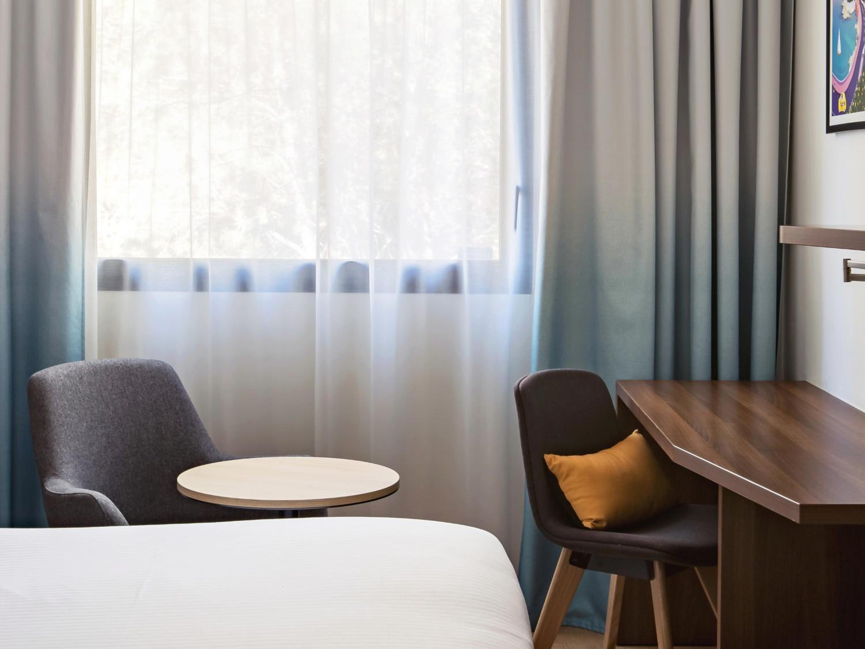 Standard King Room - Photo 4