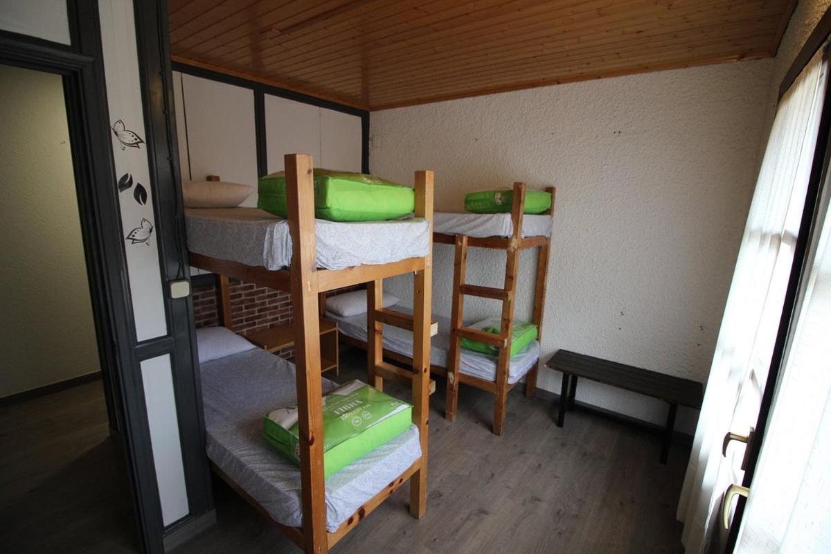 Habitación Cuádruple con Baño Compartido
