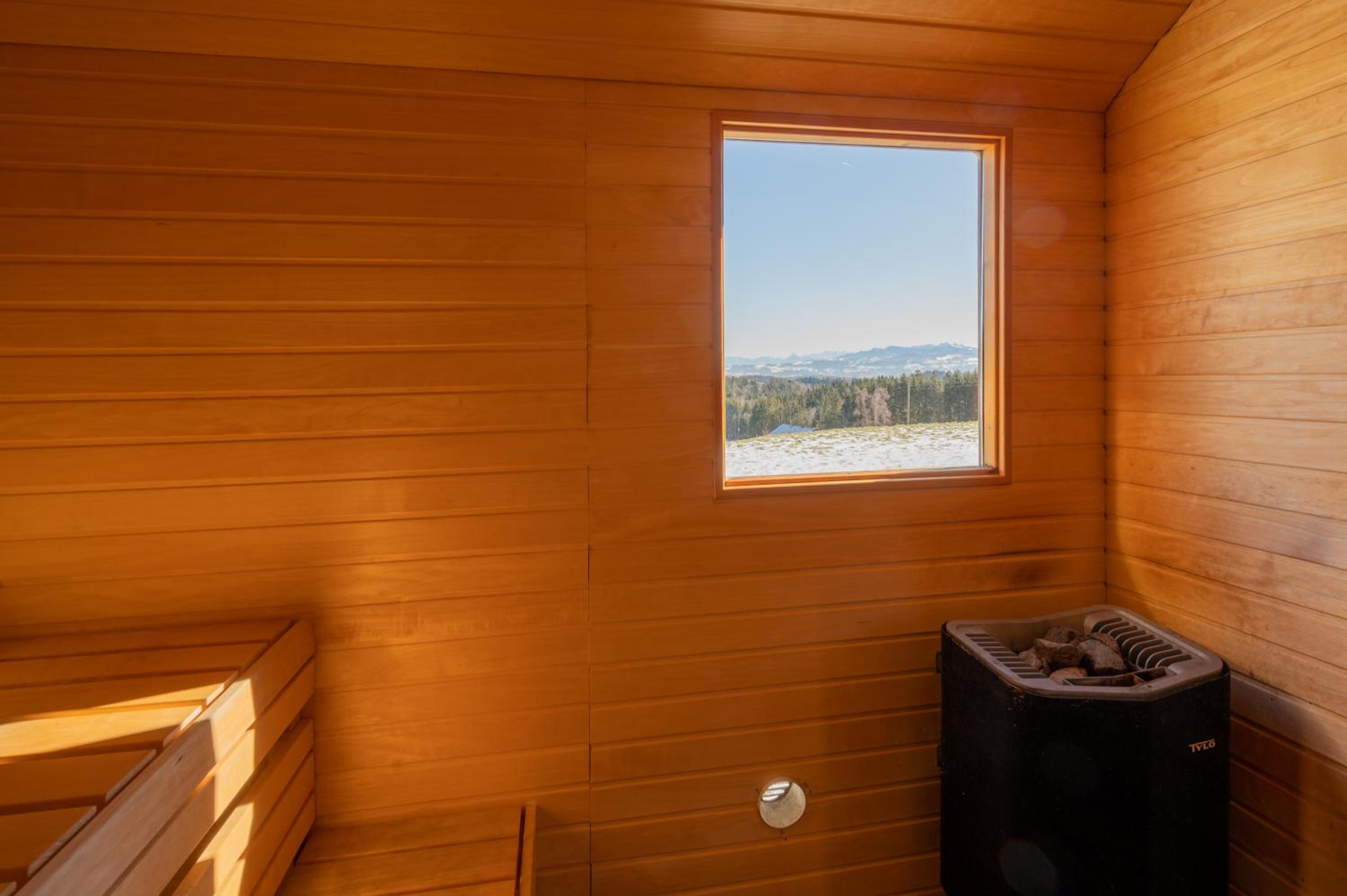 Apartment with Mountain View - Photo 41