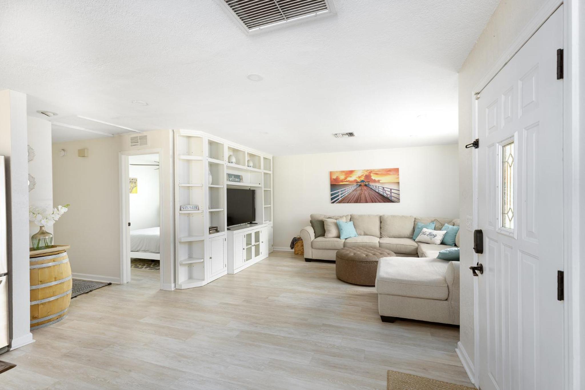 Four-Bedroom House photo 2
