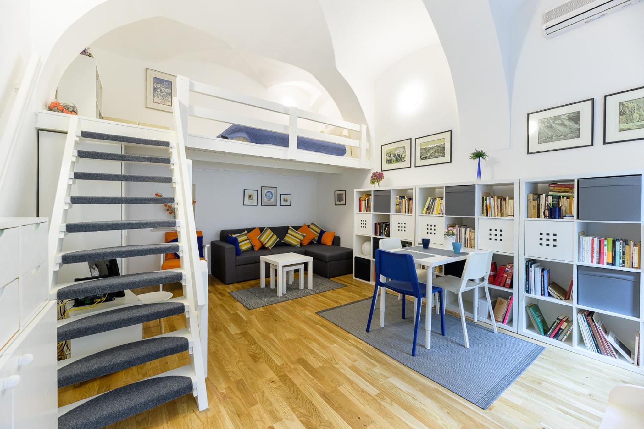 One-Bedroom Apartment