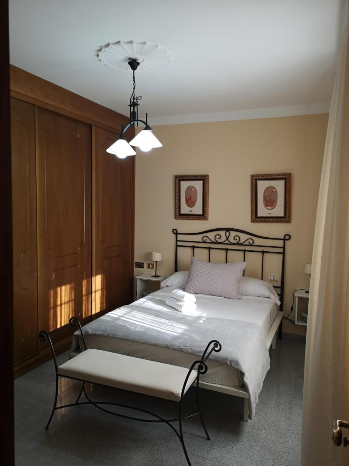 Habitación Doble con Baño Privado