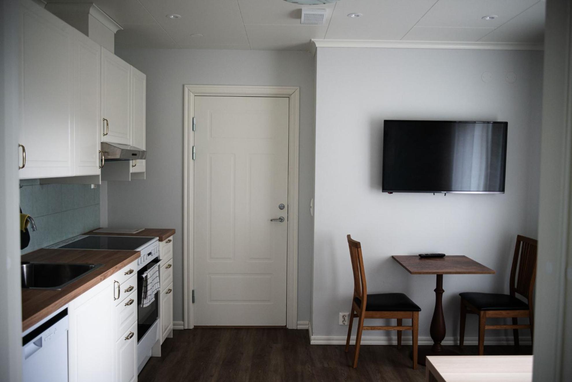 Apartment photo 2