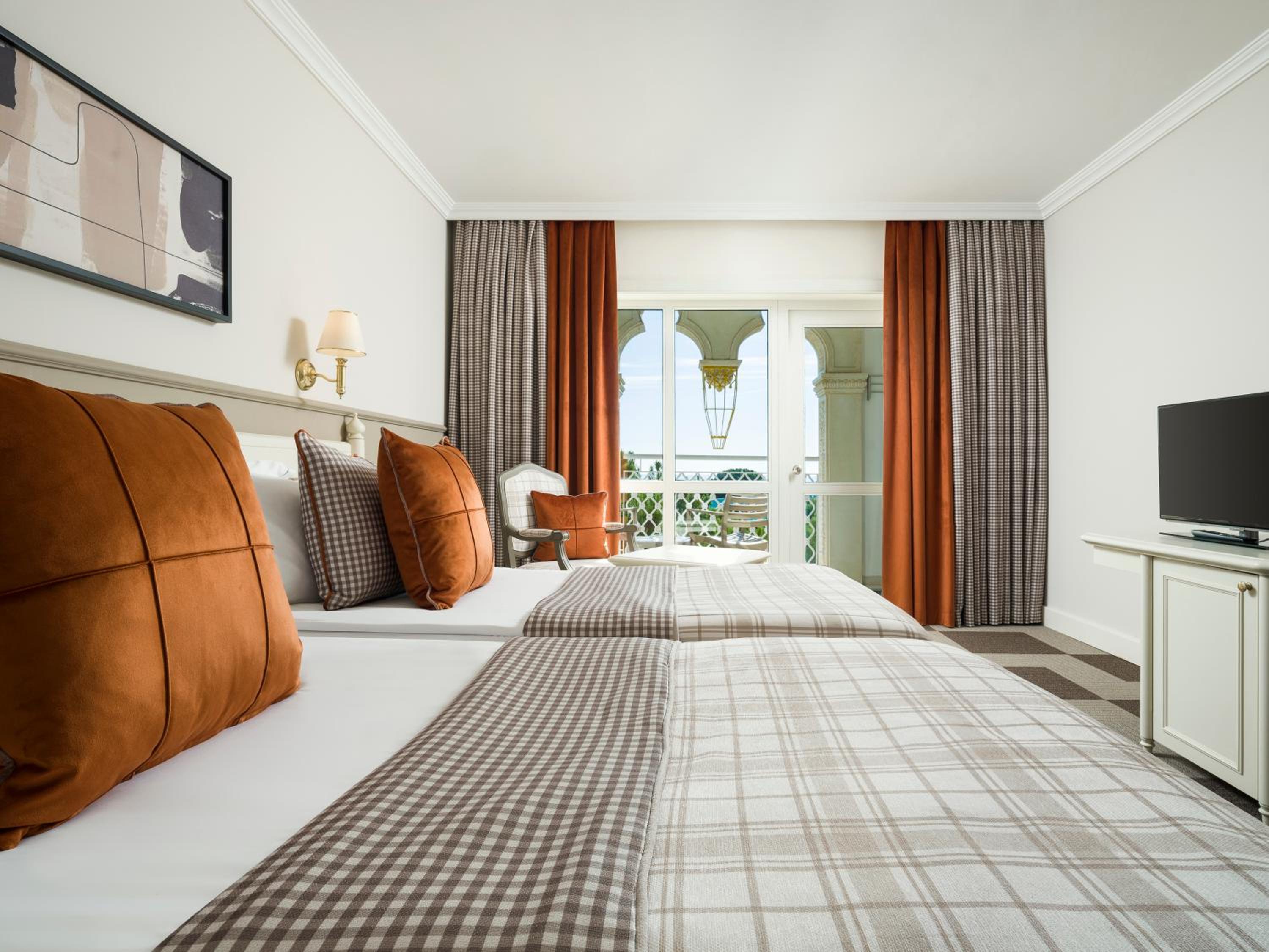 Superior Double Room (2 Adult + 2 Children)