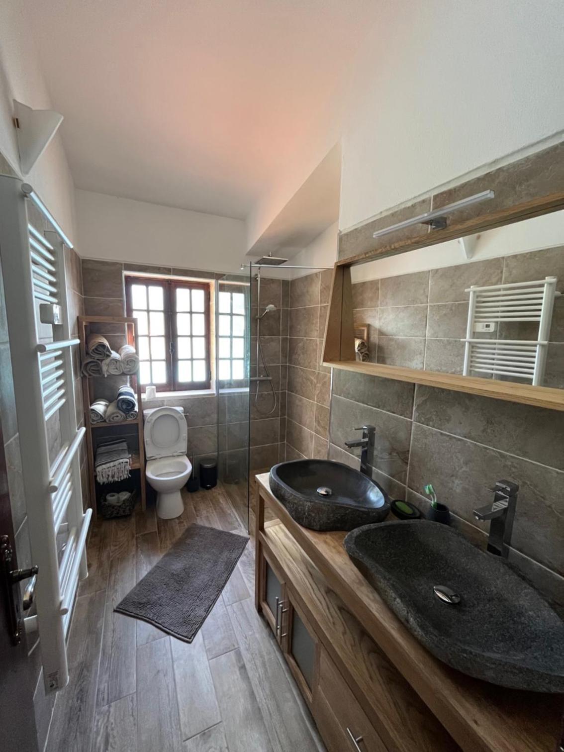 Villa photo 2