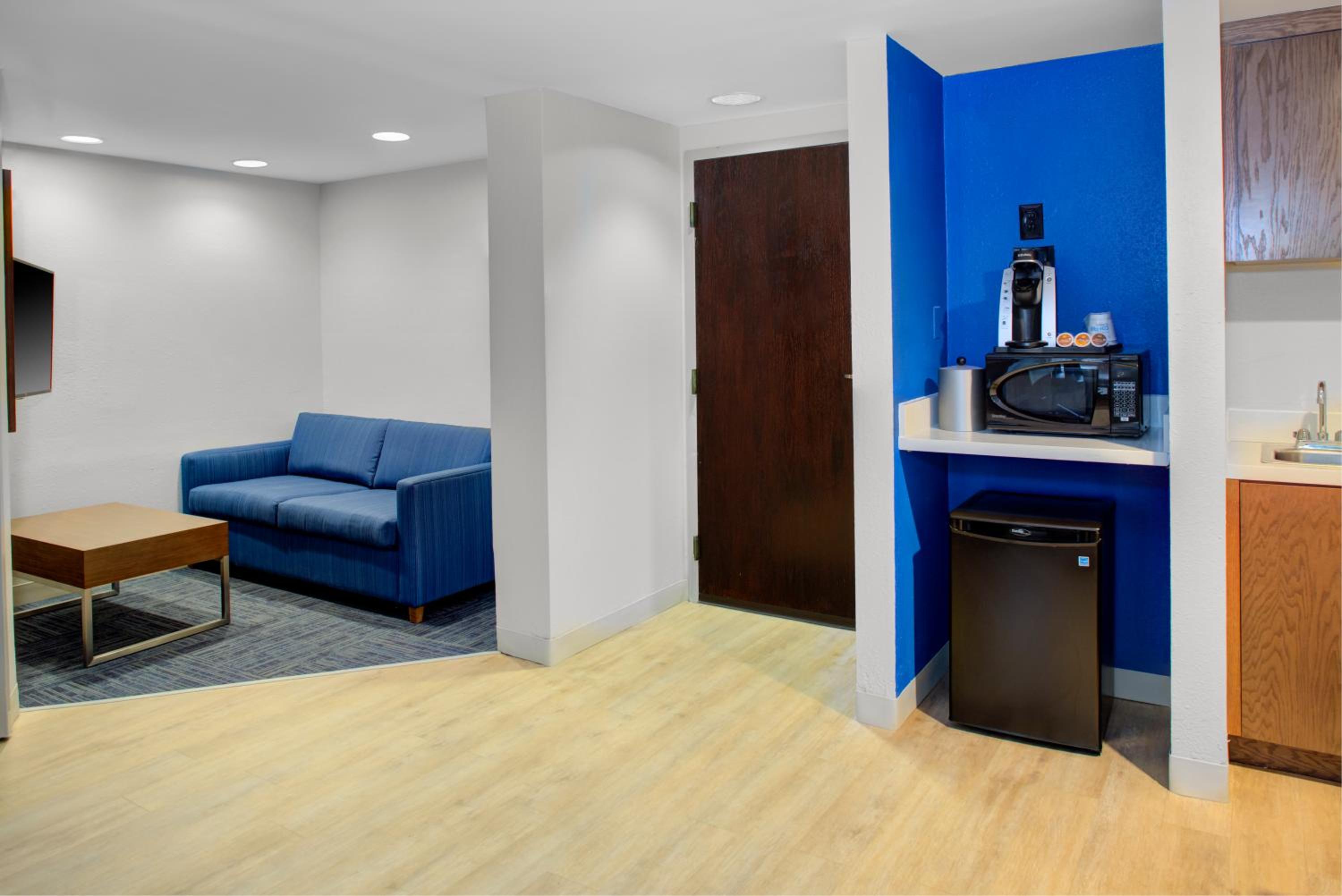 King Suite with Sofa Bed - Photo 1