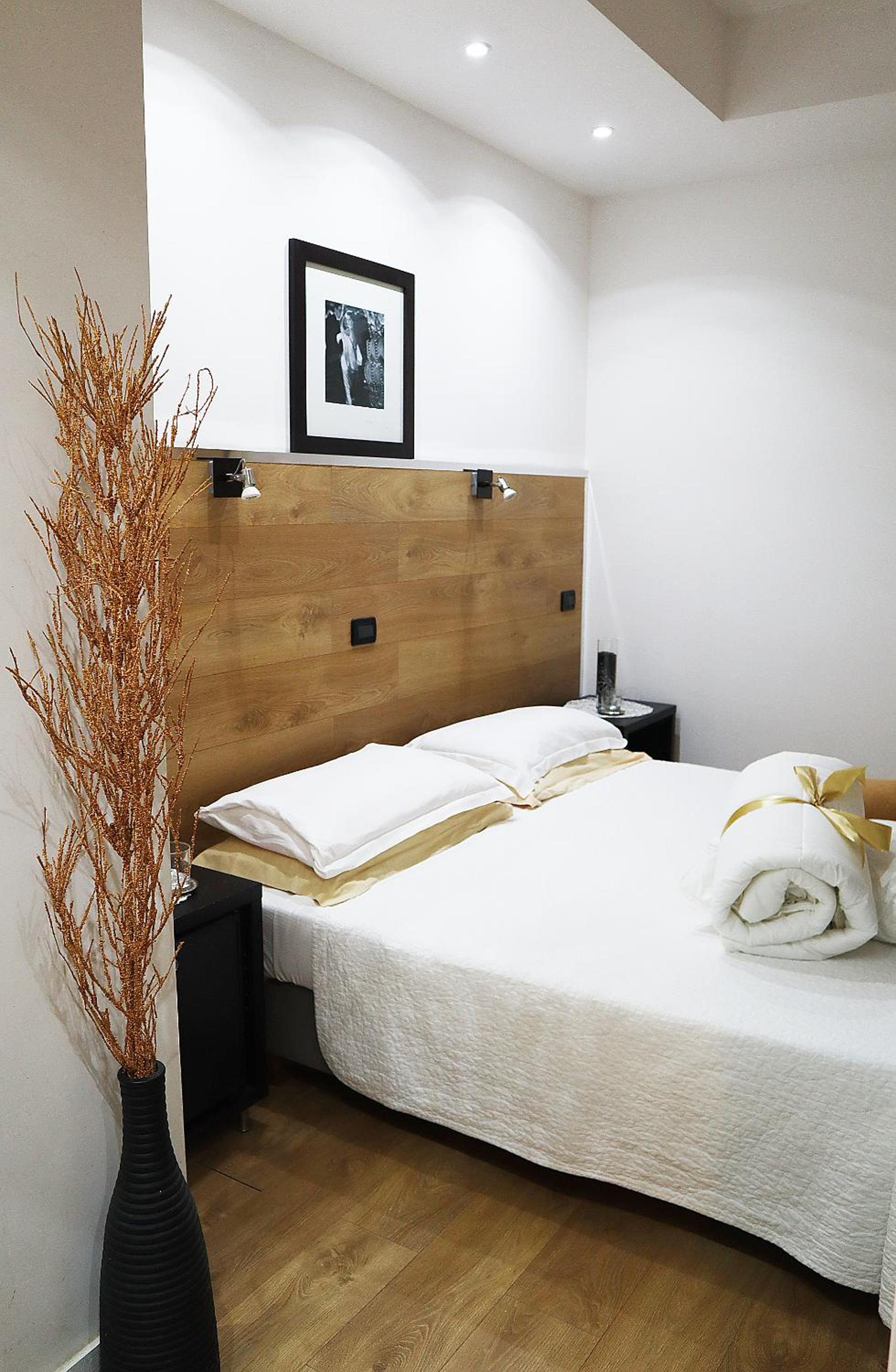 Budget Double Room photo 3