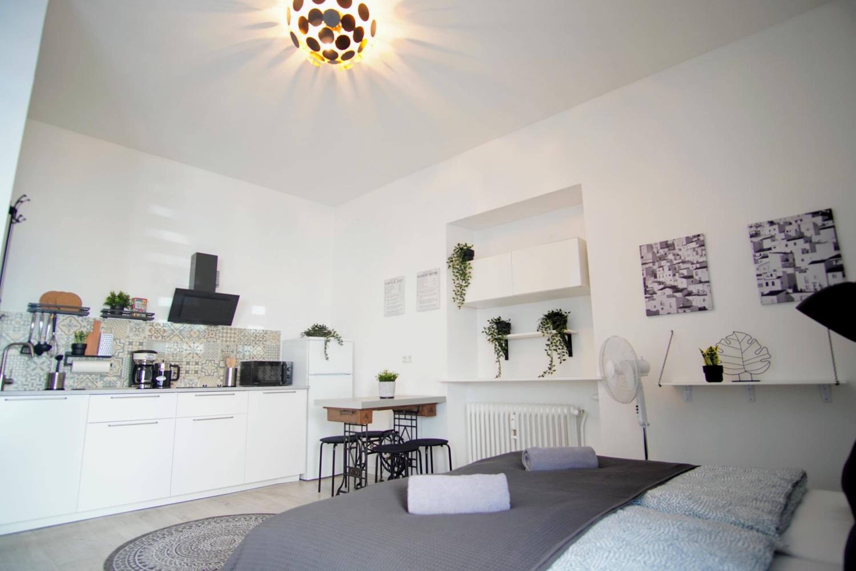 Apartment - Ground Floor photo 3