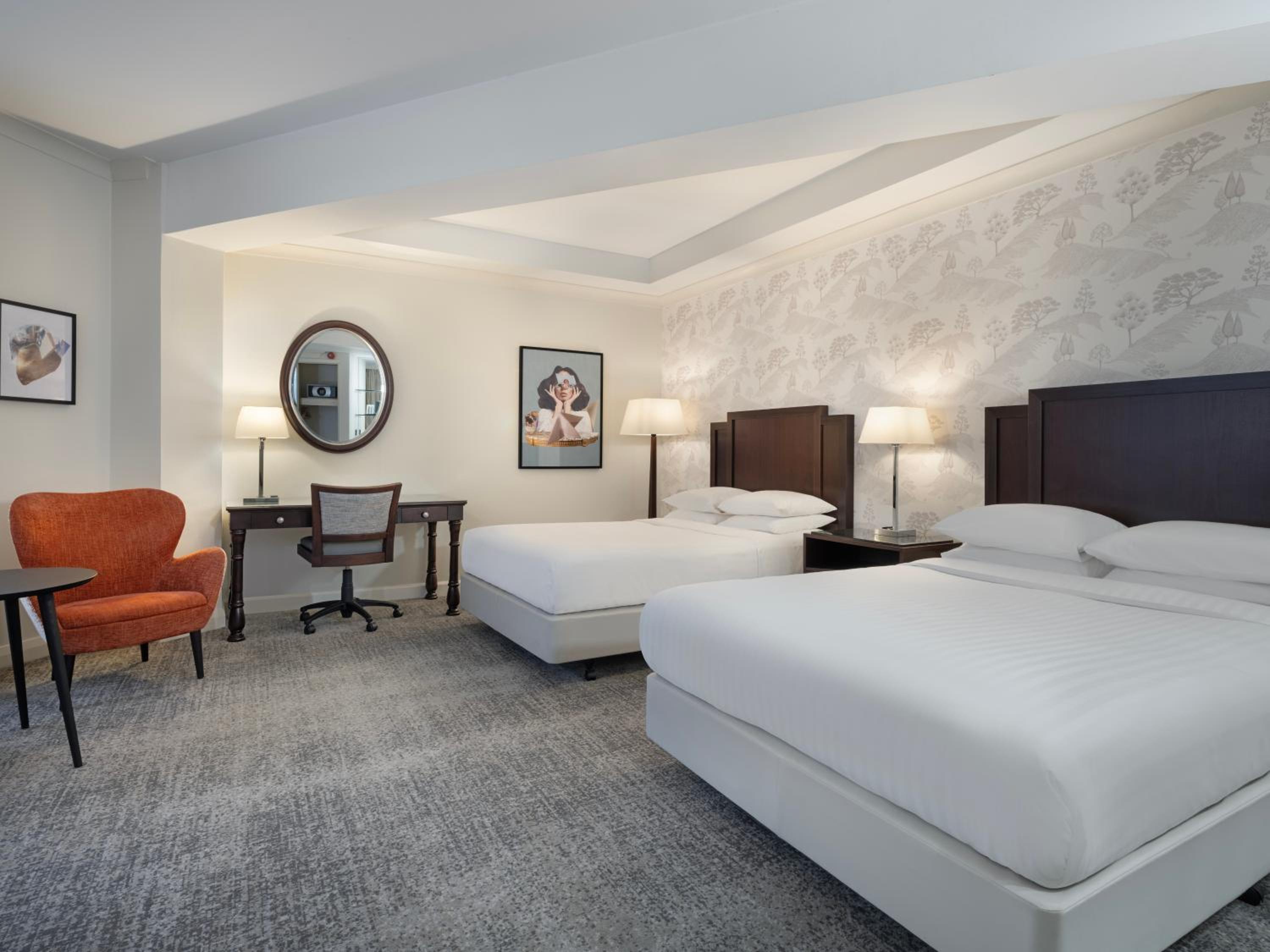 Deluxe Double Room with Two Double Beds - Photo 1