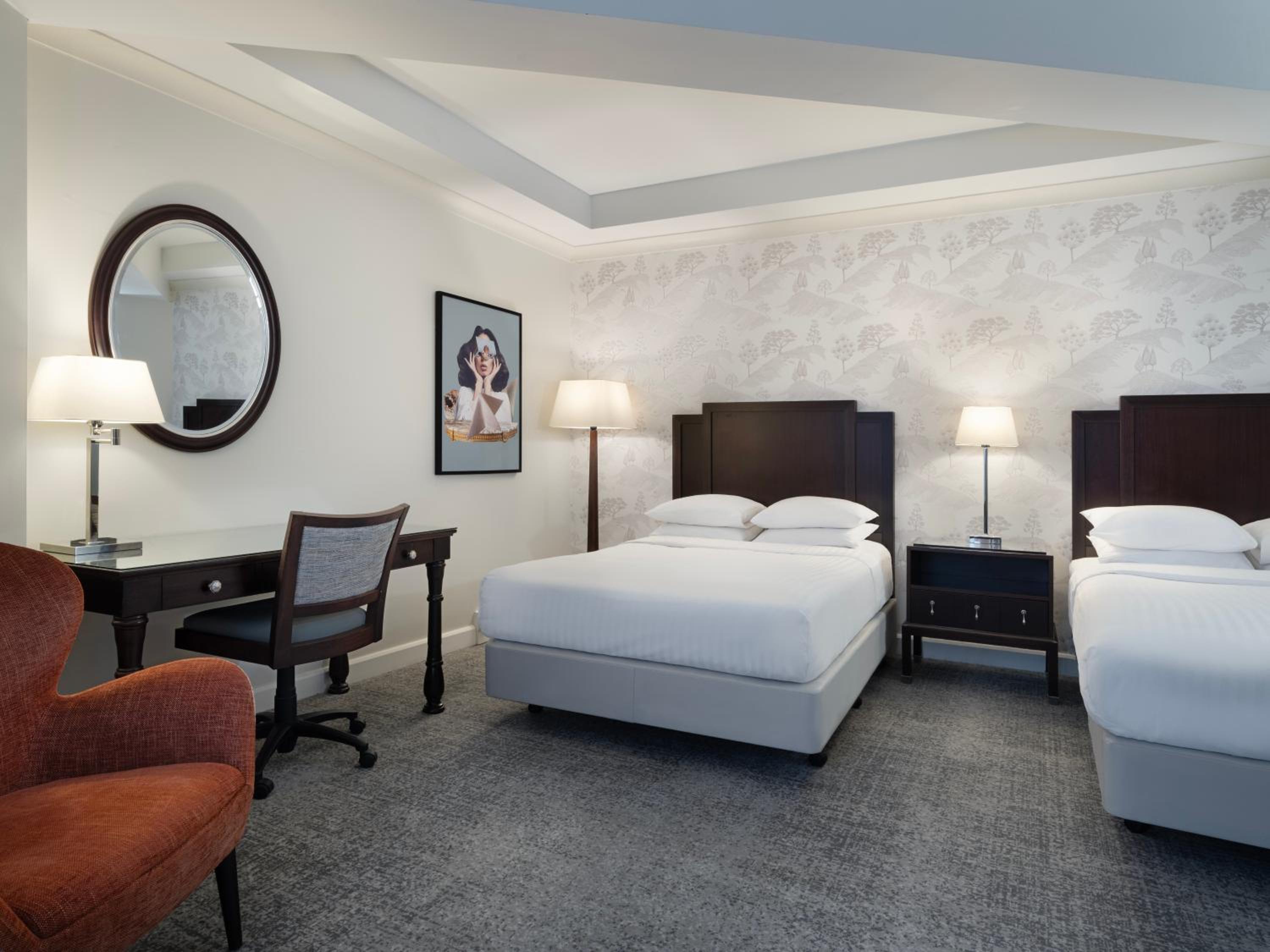 Deluxe Double Room with Two Double Beds - Photo 2