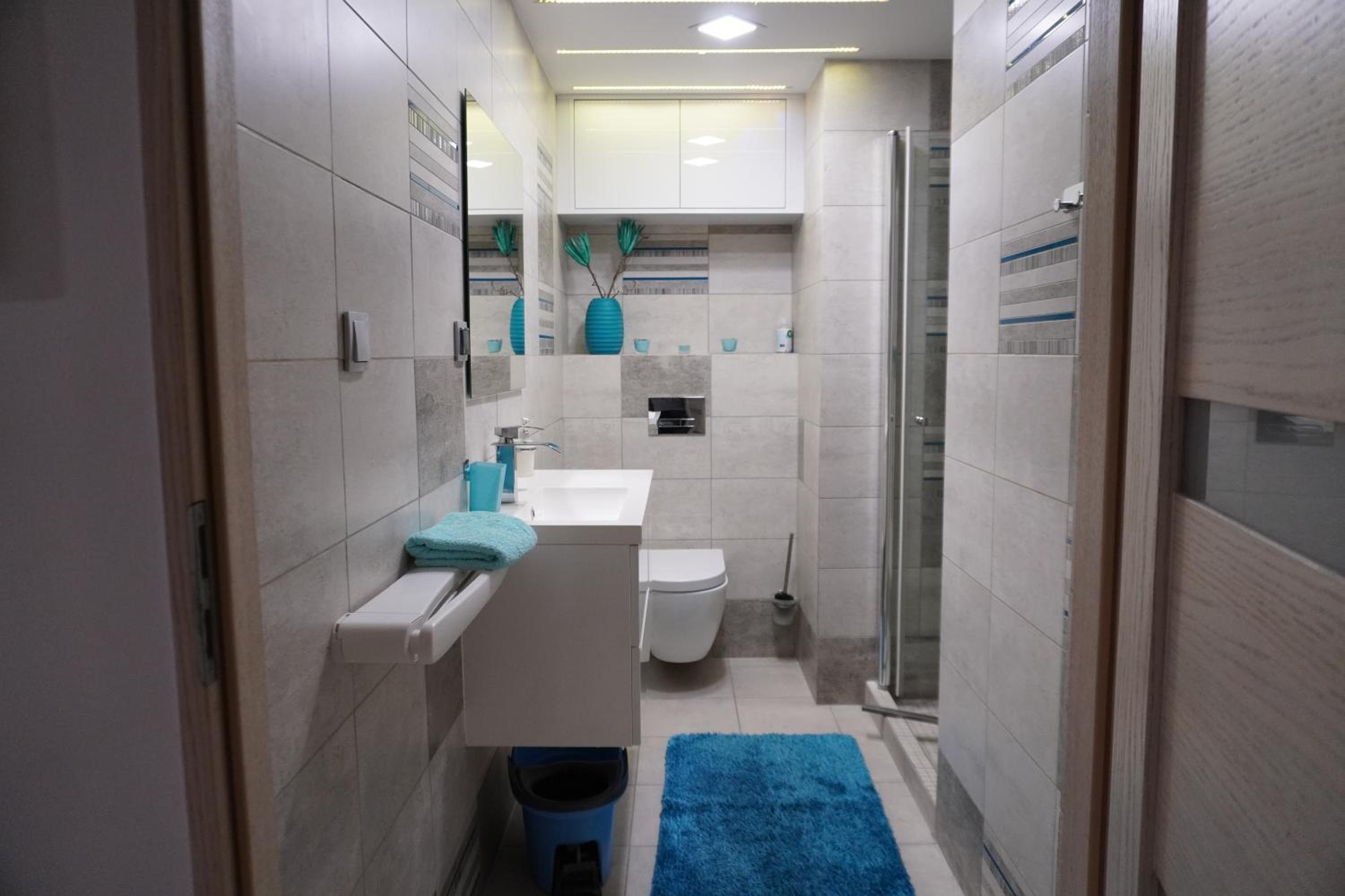 One-Bedroom Apartment - Photo 4