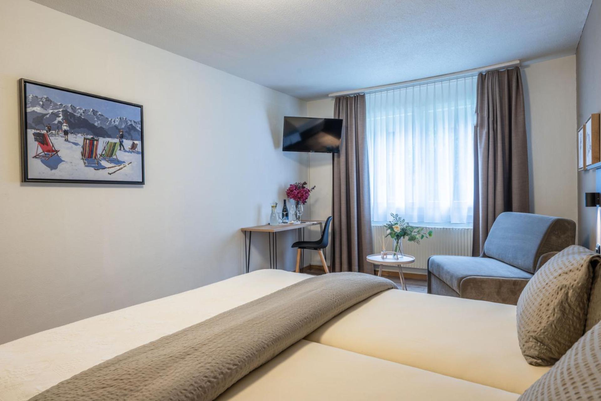 Deluxe Double or Twin Room - Photo 3