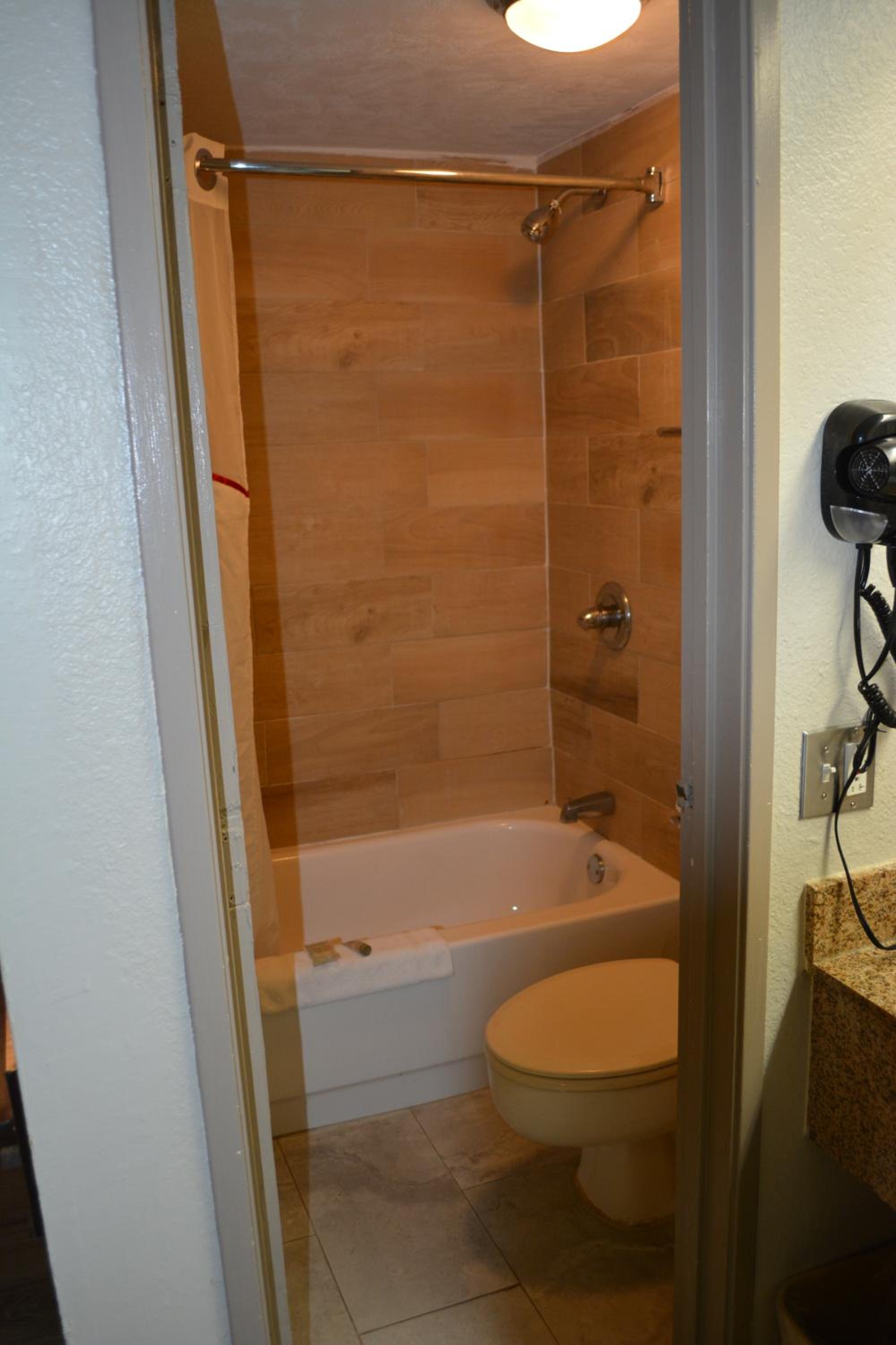 Deluxe King Room Non-Smoking photo 2