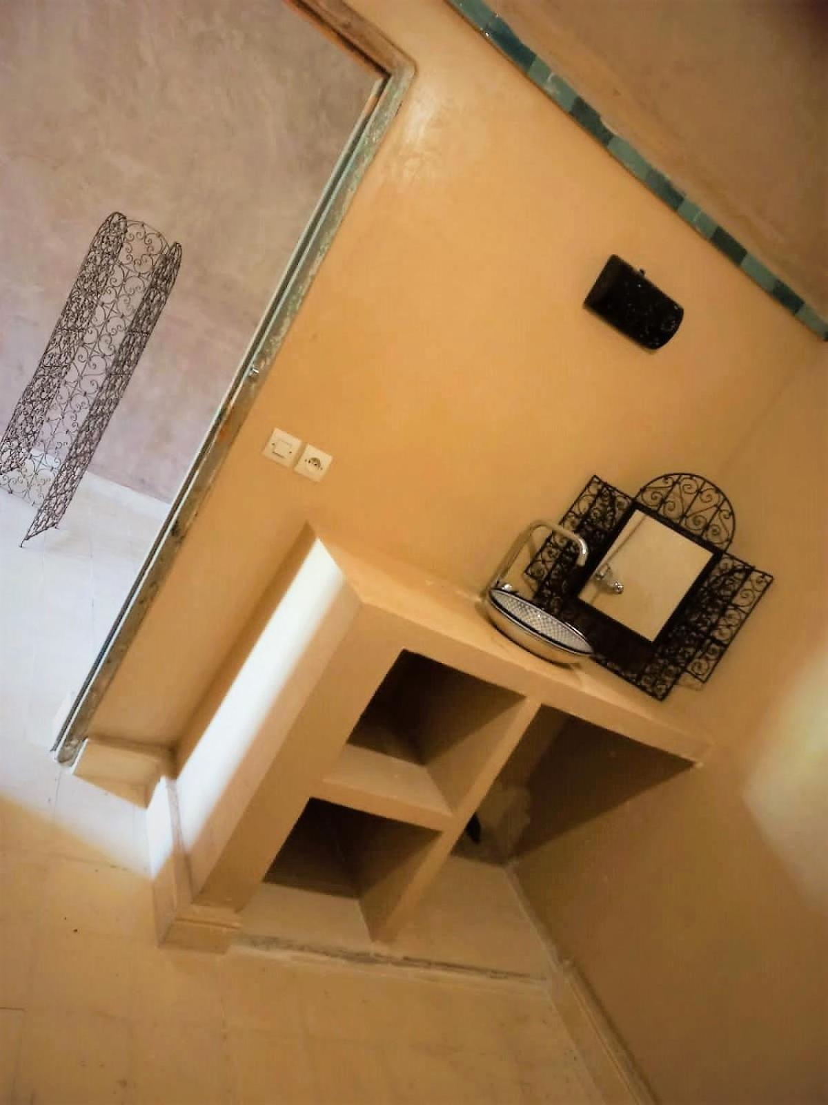 Double Room with Private Bathroom photo 2