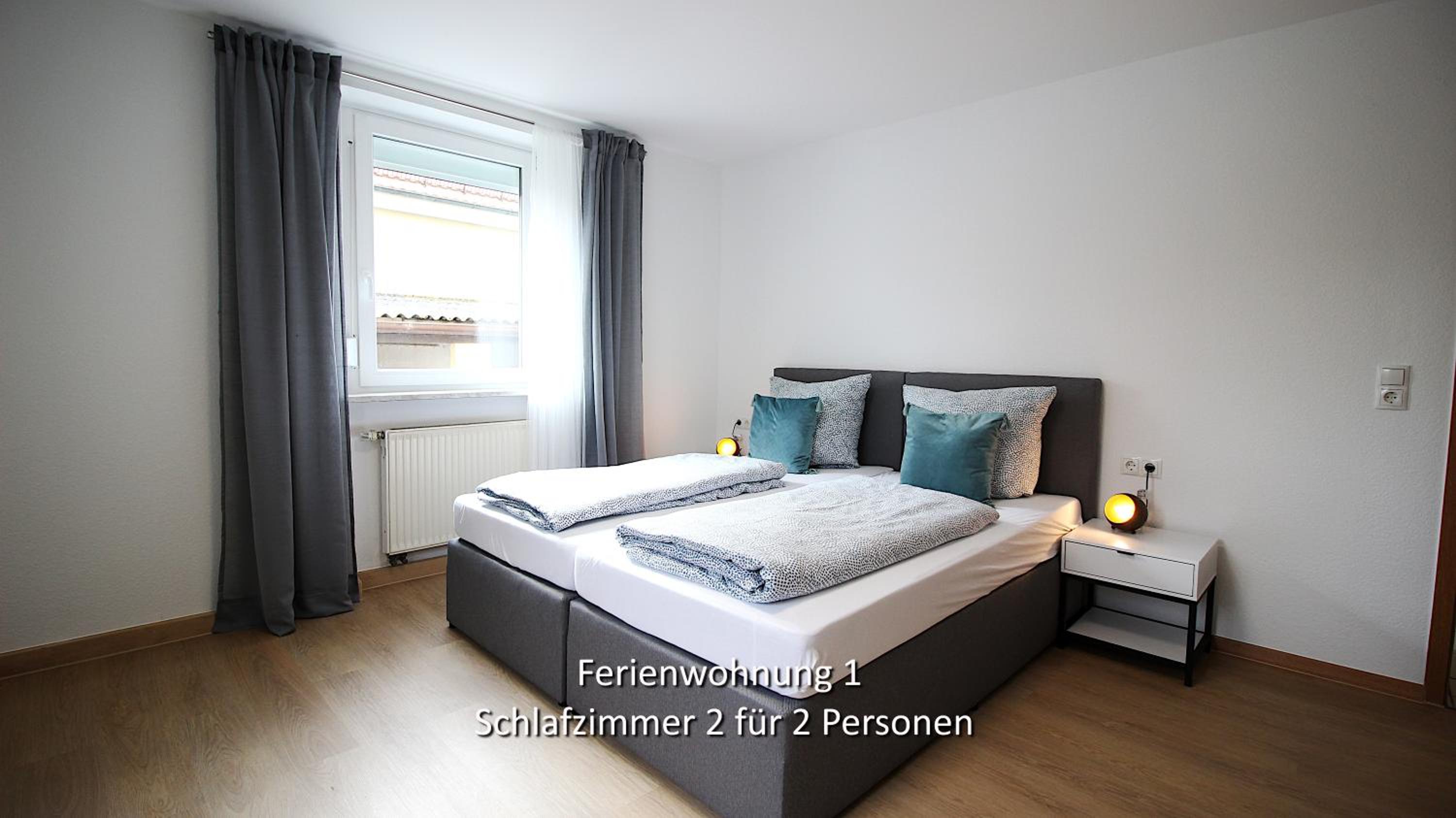 Ferienwohnung Nr.1 mit 2 Schlafzimmer, Wohnzimmer, parken an der Straße photo 2