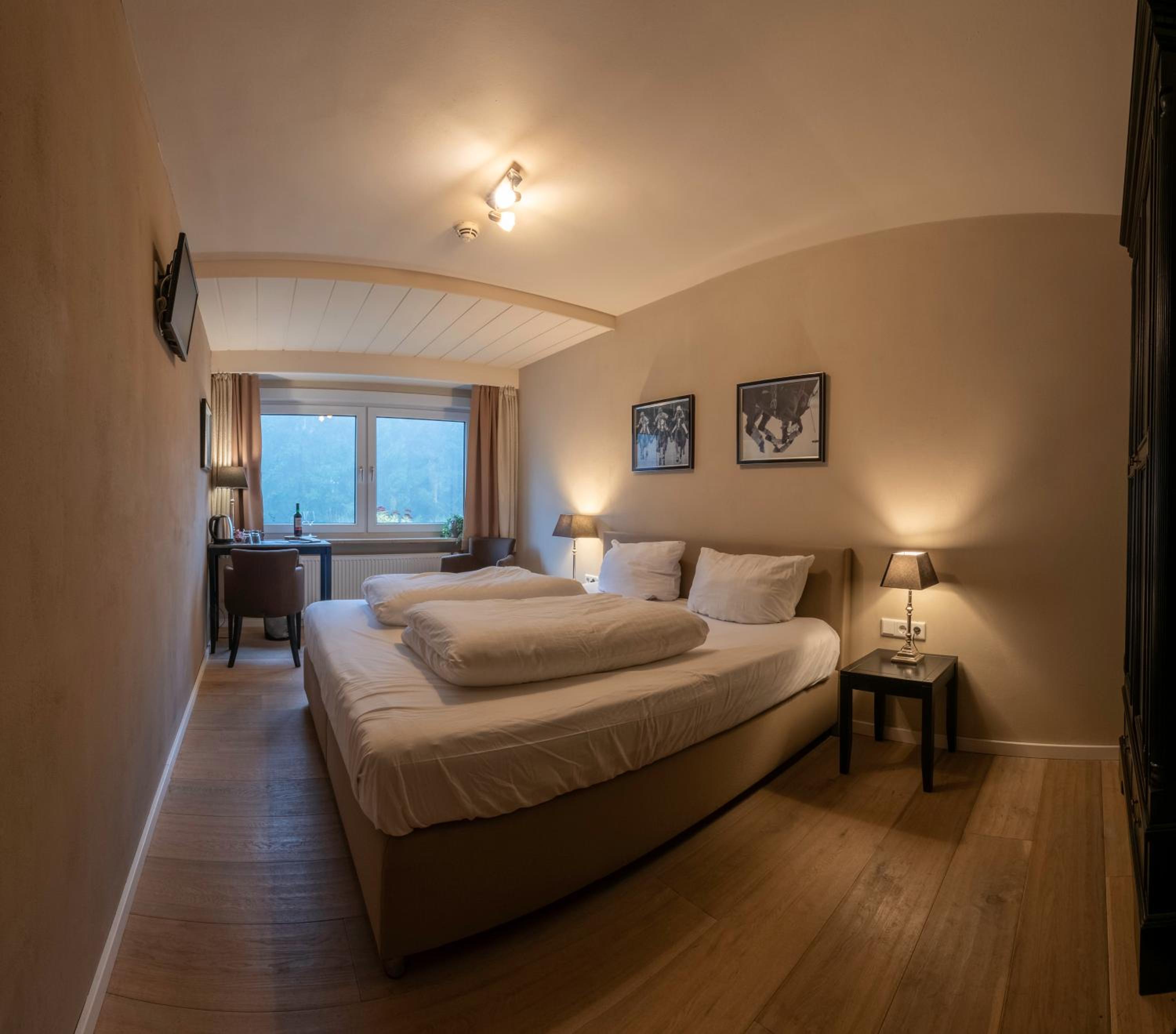 Double Room - Photo 1