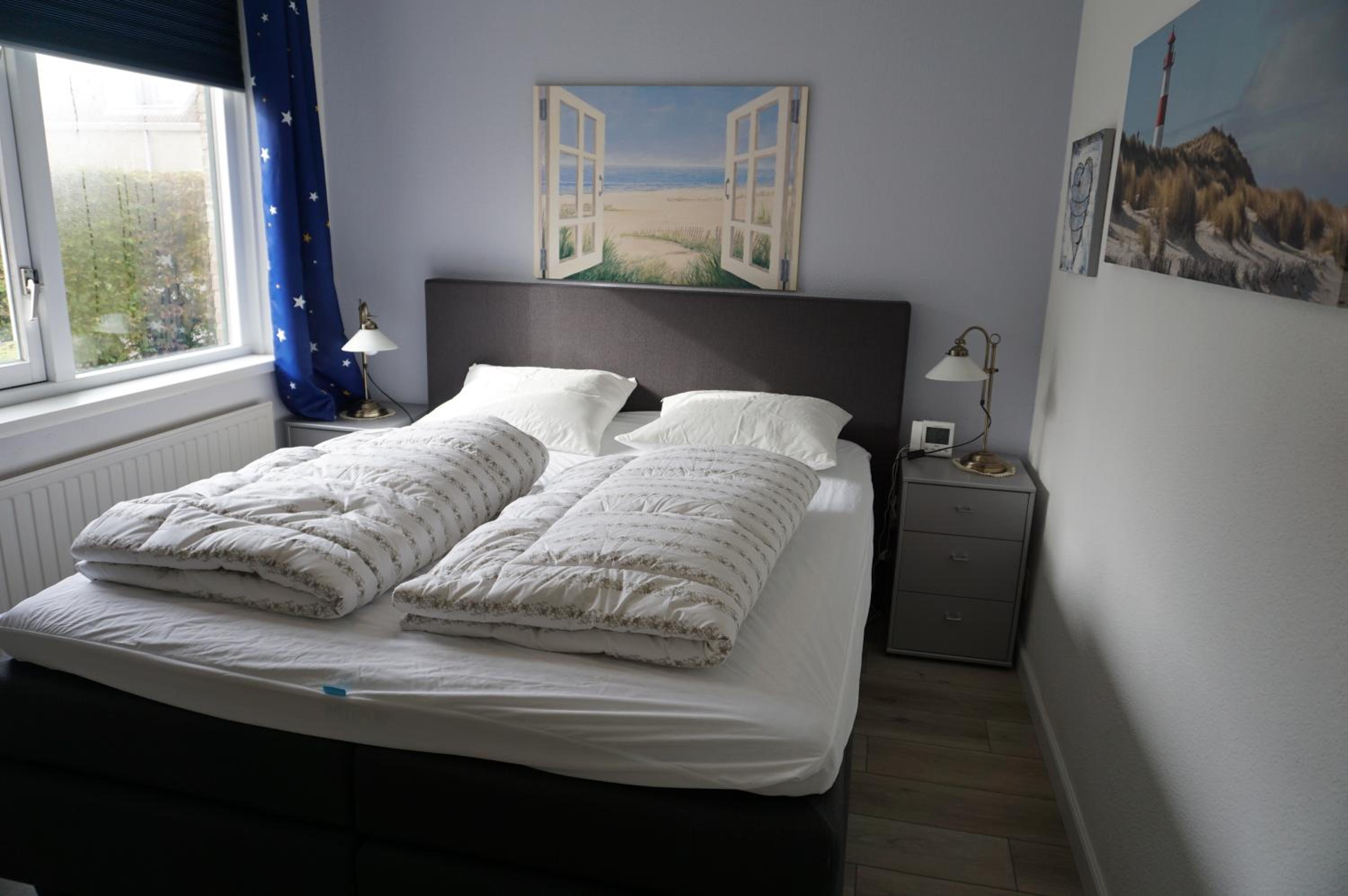 Three-Bedroom House photo 1