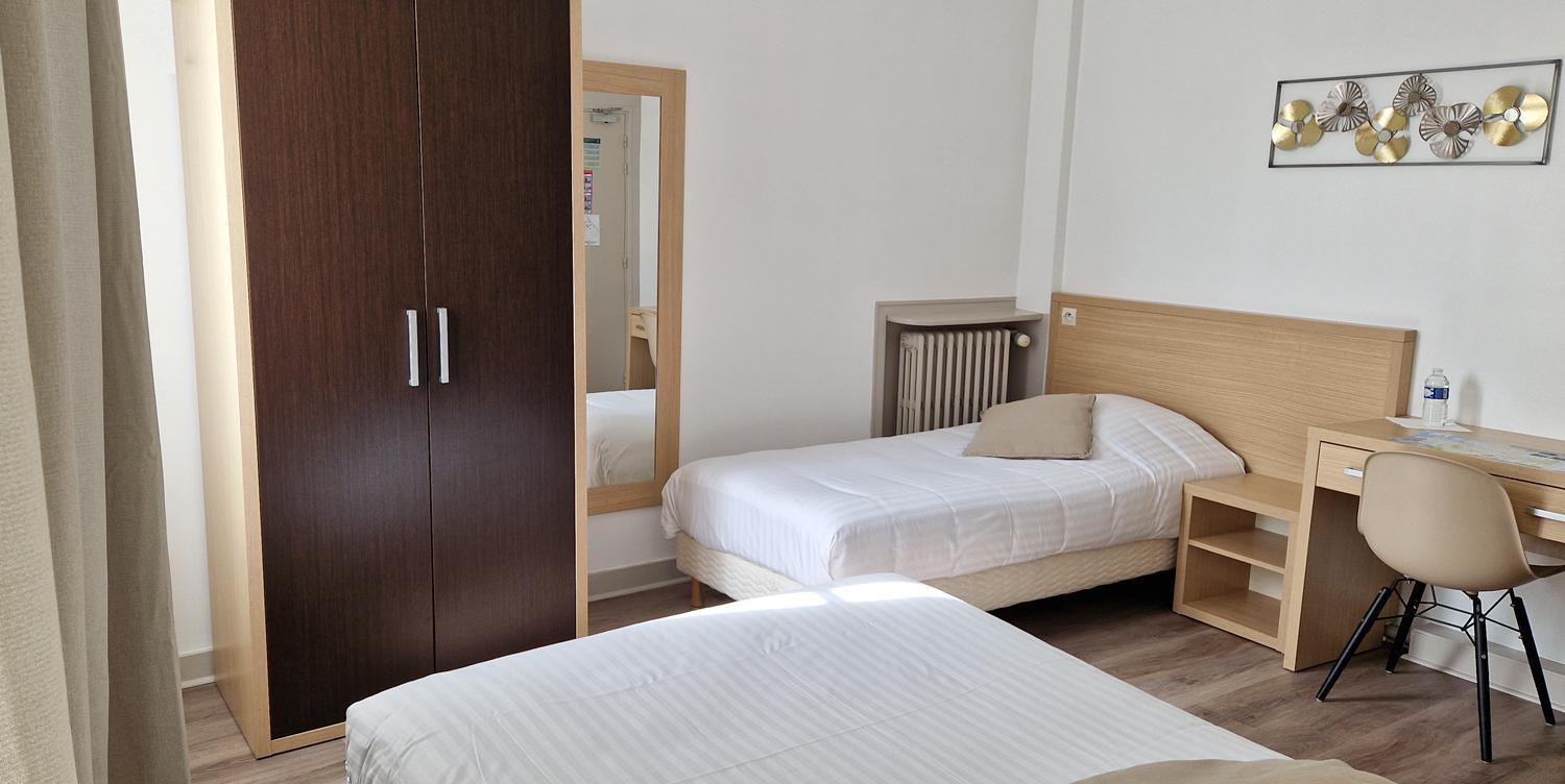 Standard Triple Room photo 2