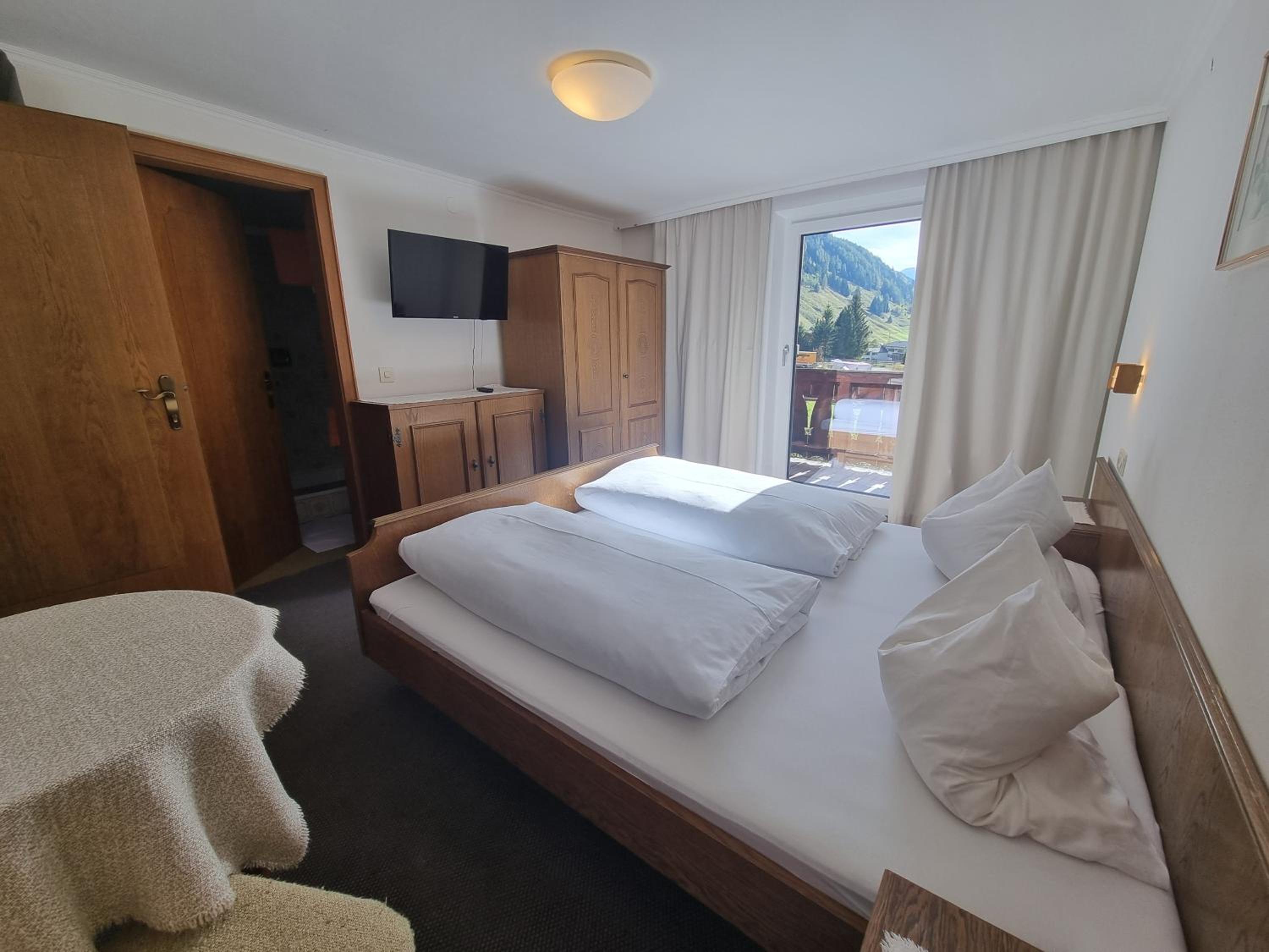 Double Room With Balcony photo 2