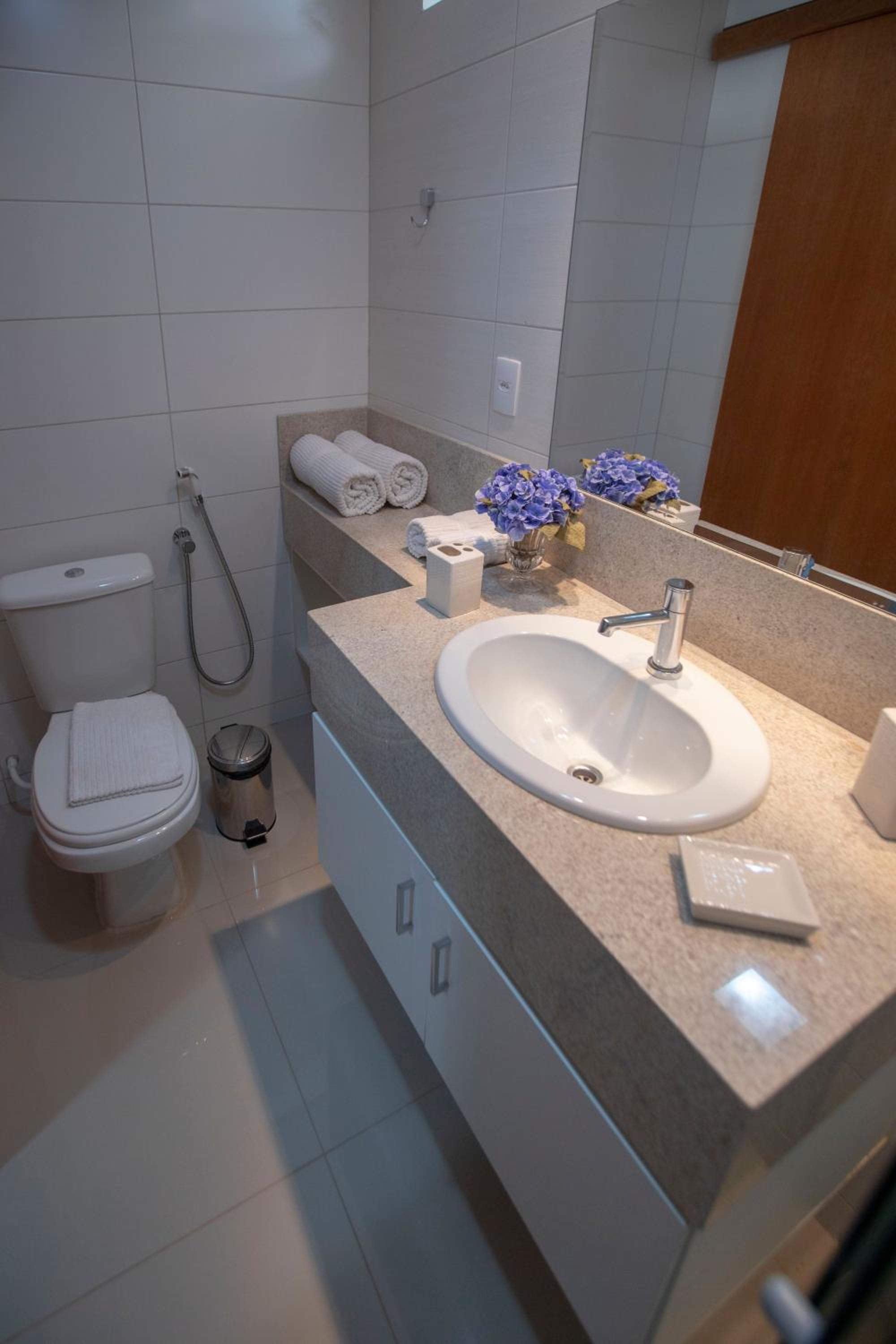 Studio Apartment - Photo 3