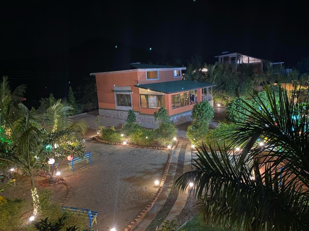 Villa photo 3