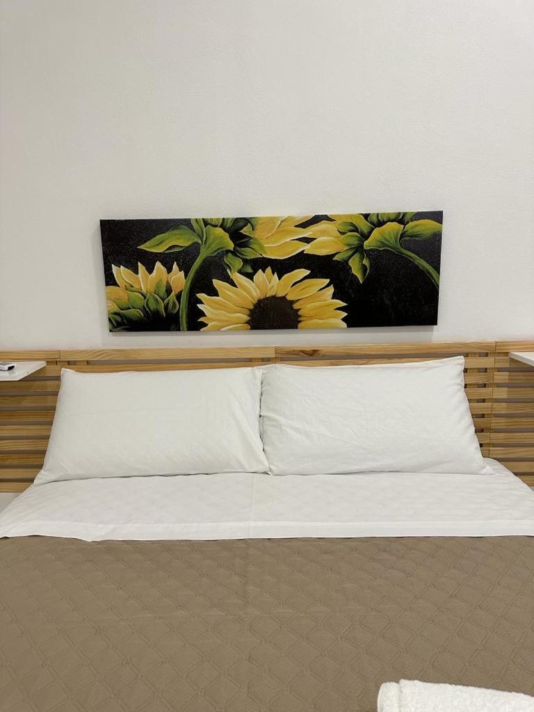 One-Bedroom Apartment with Balcony photo 2