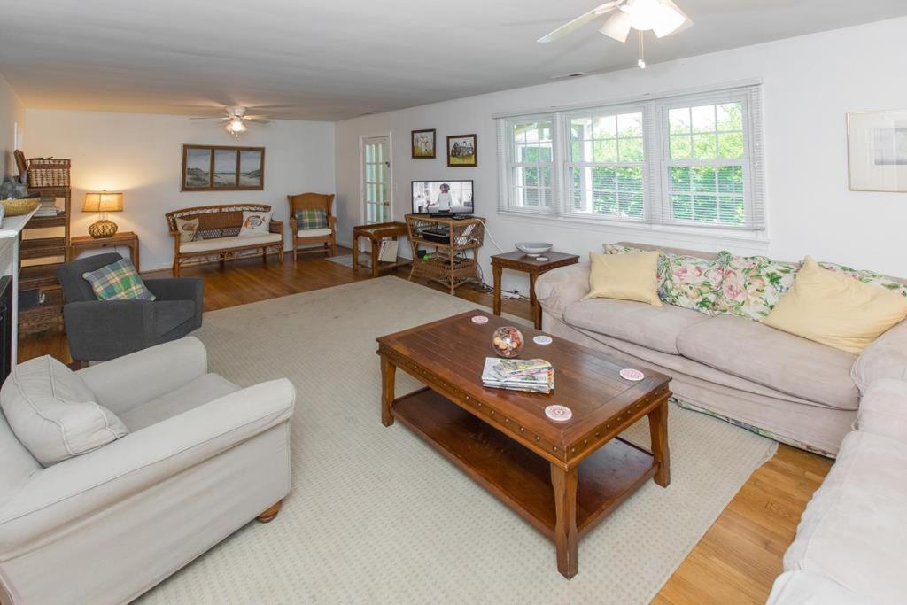 Four-Bedroom House photo 1