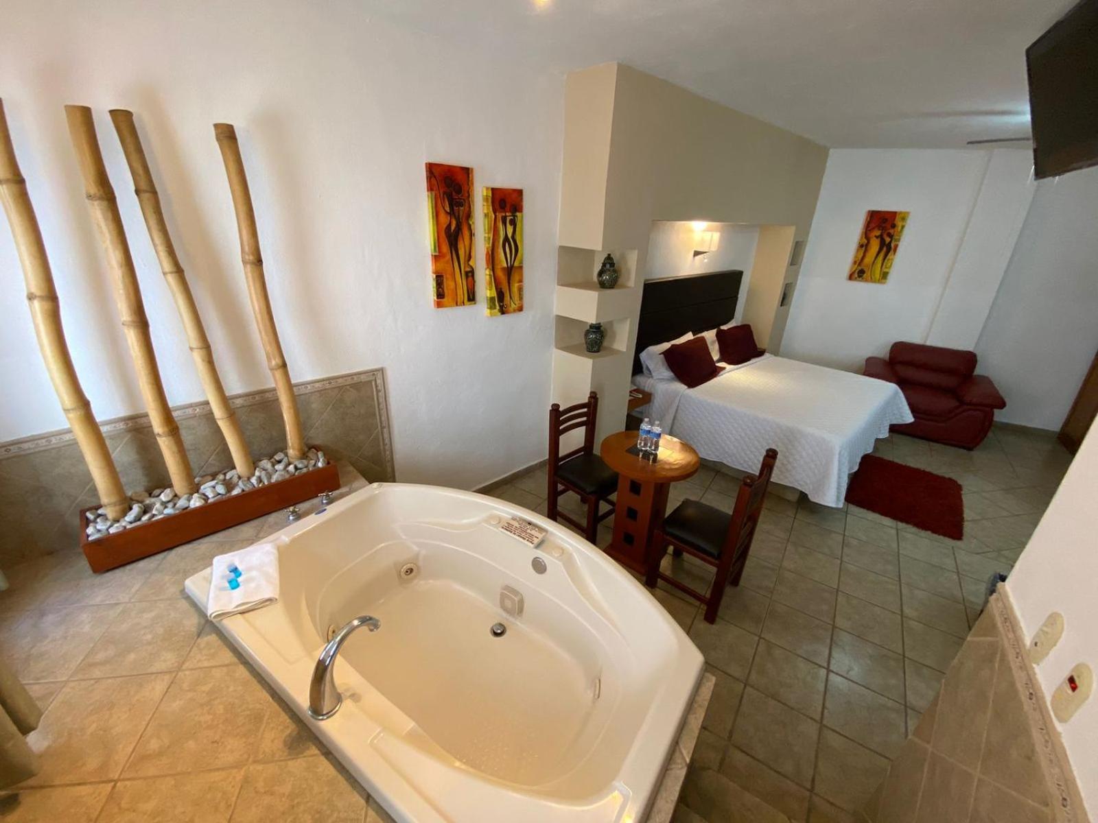 Master Suite - Photo 5