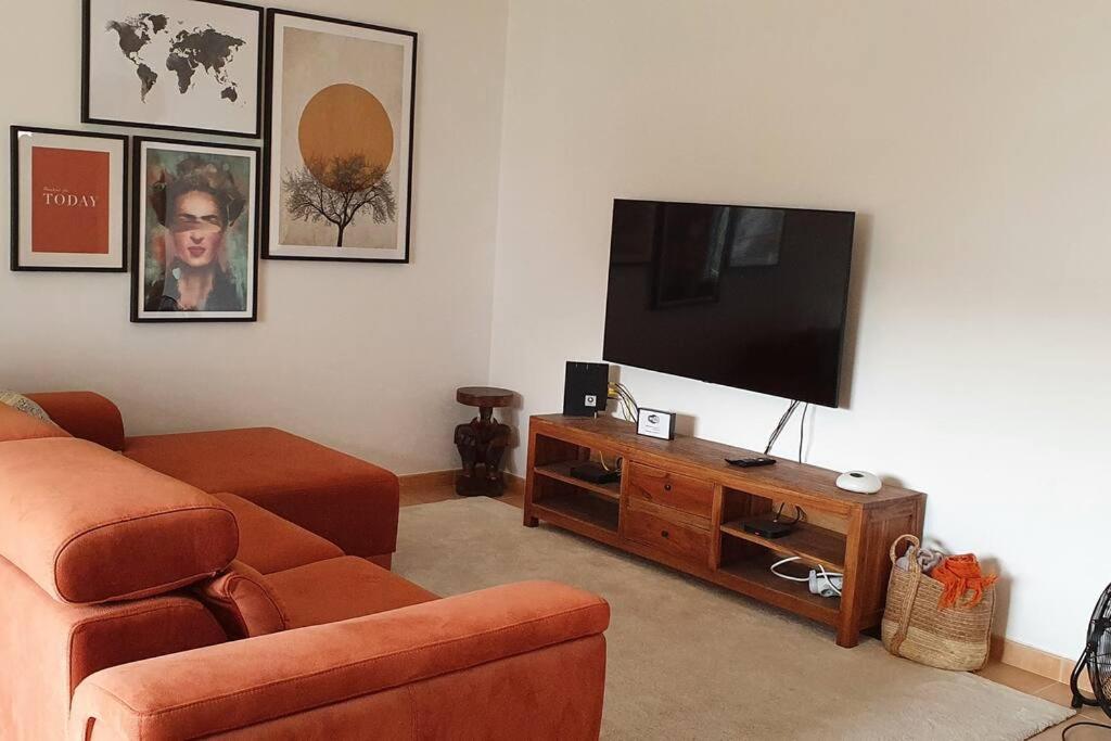 Two-Bedroom Apartment photo 2