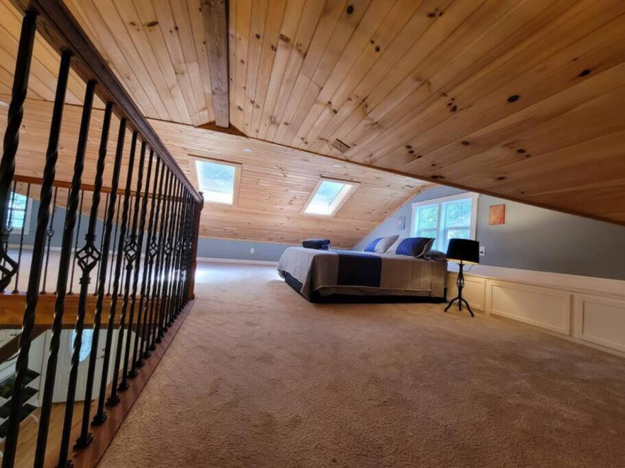 Three-Bedroom Vacation Home  photo 3