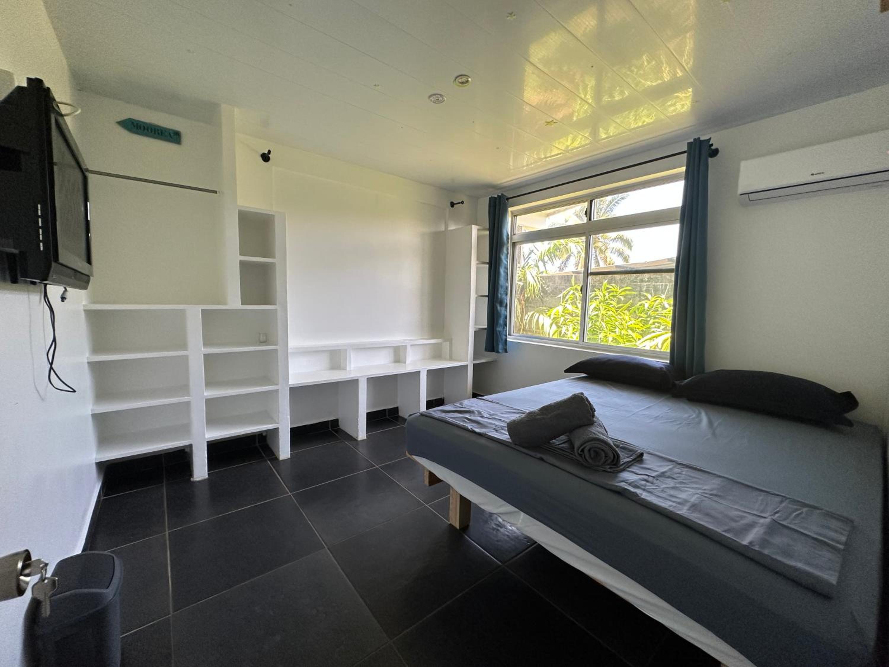 Double Room With Shared Bathroom photo 3