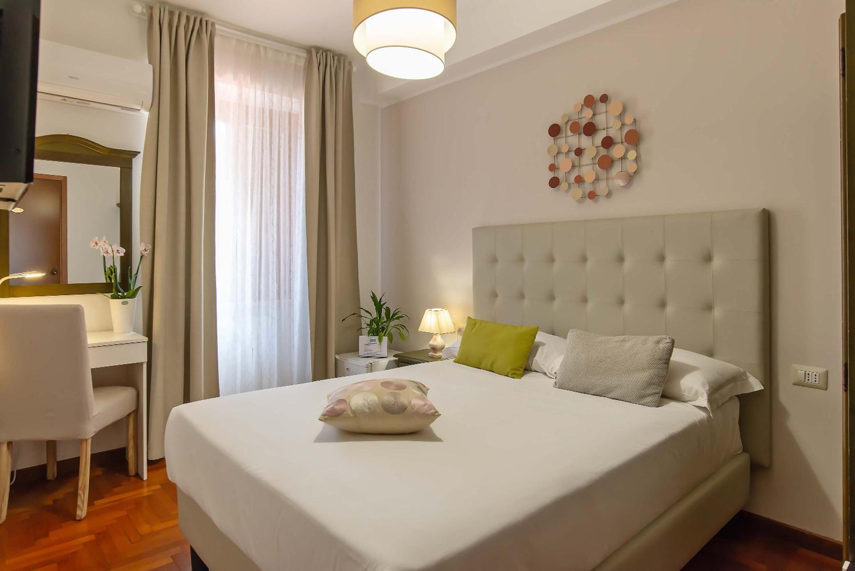 Economy Double Room - Photo 1