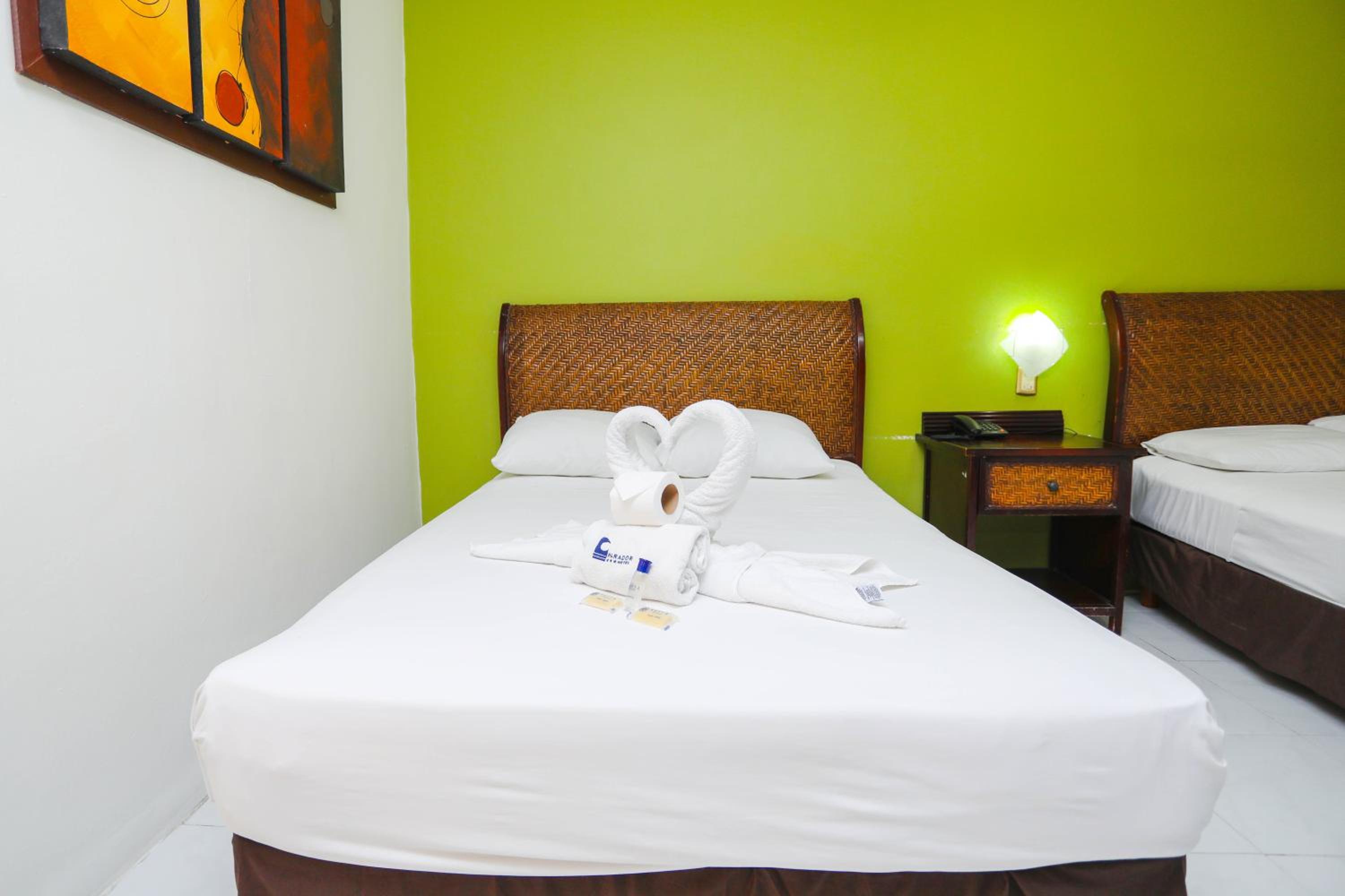 Double Room with Two Double Beds photo 3