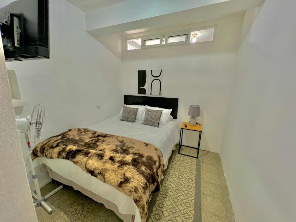 Budget Double Room photo 3