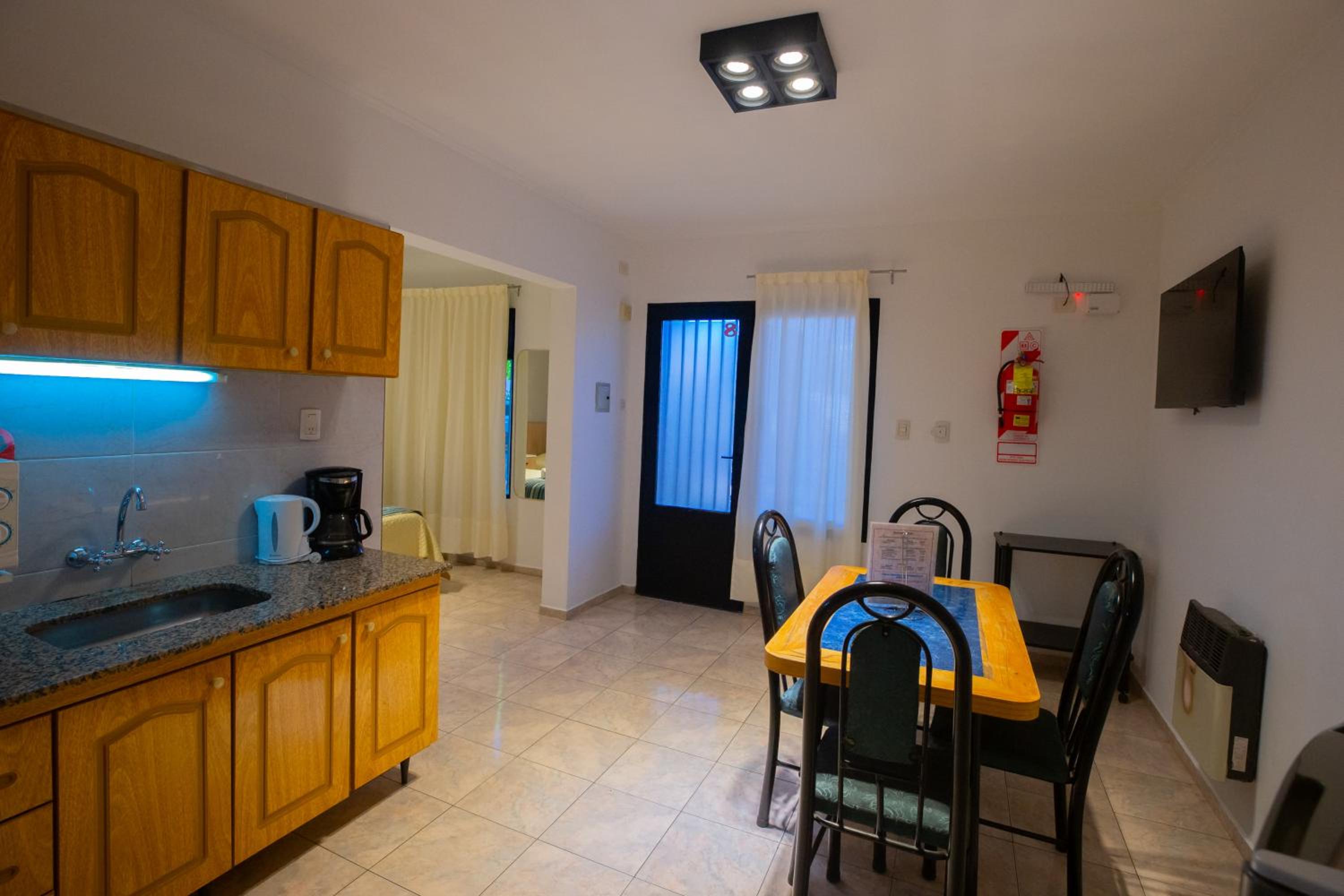 Apartment photo 3