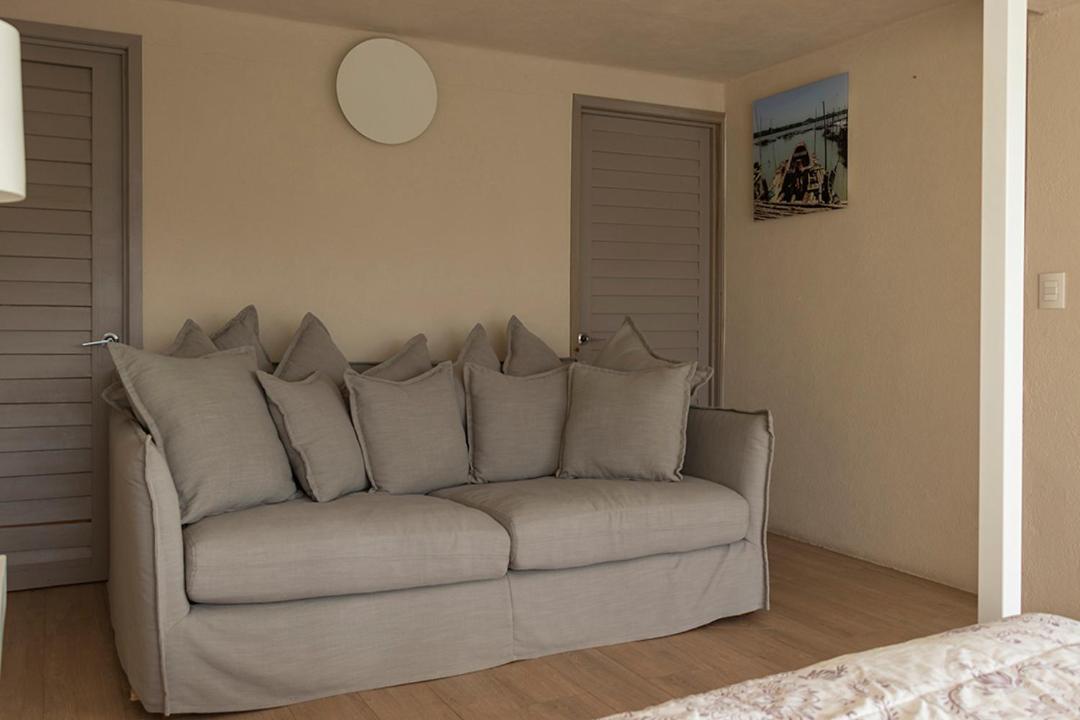 Four-Bedroom House - Photo 45