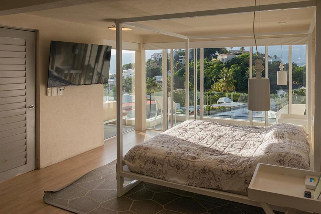 Four-Bedroom House - Photo 50