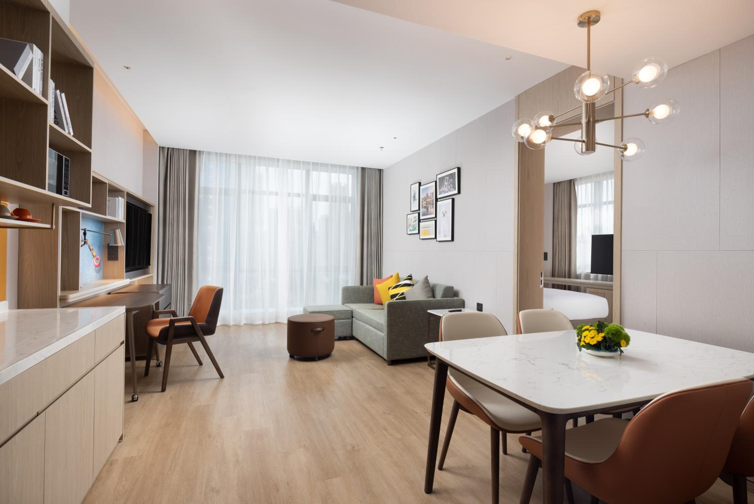 One-Bedroom Suite