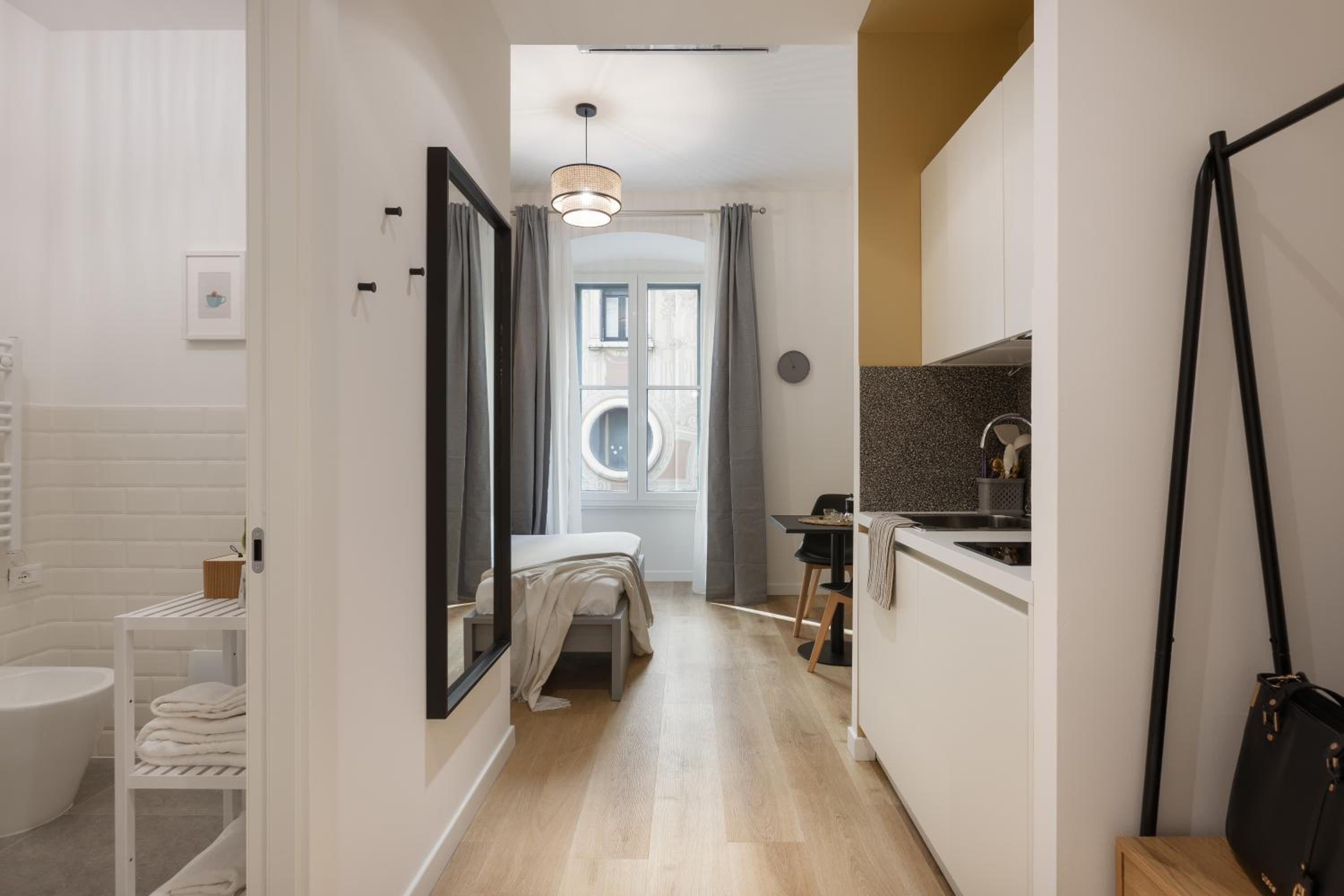 Studio Apartment