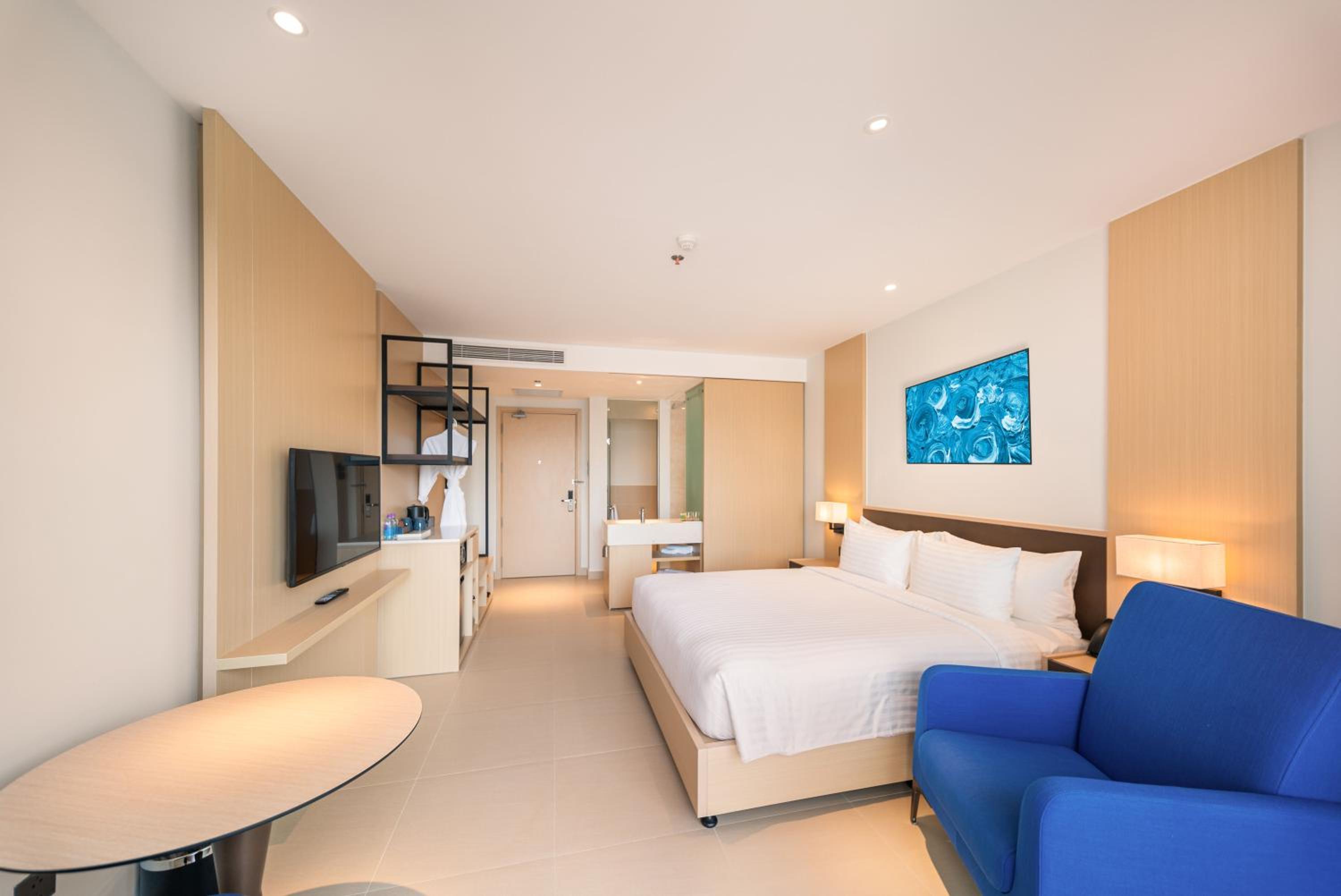 Deluxe Double or Twin Room
