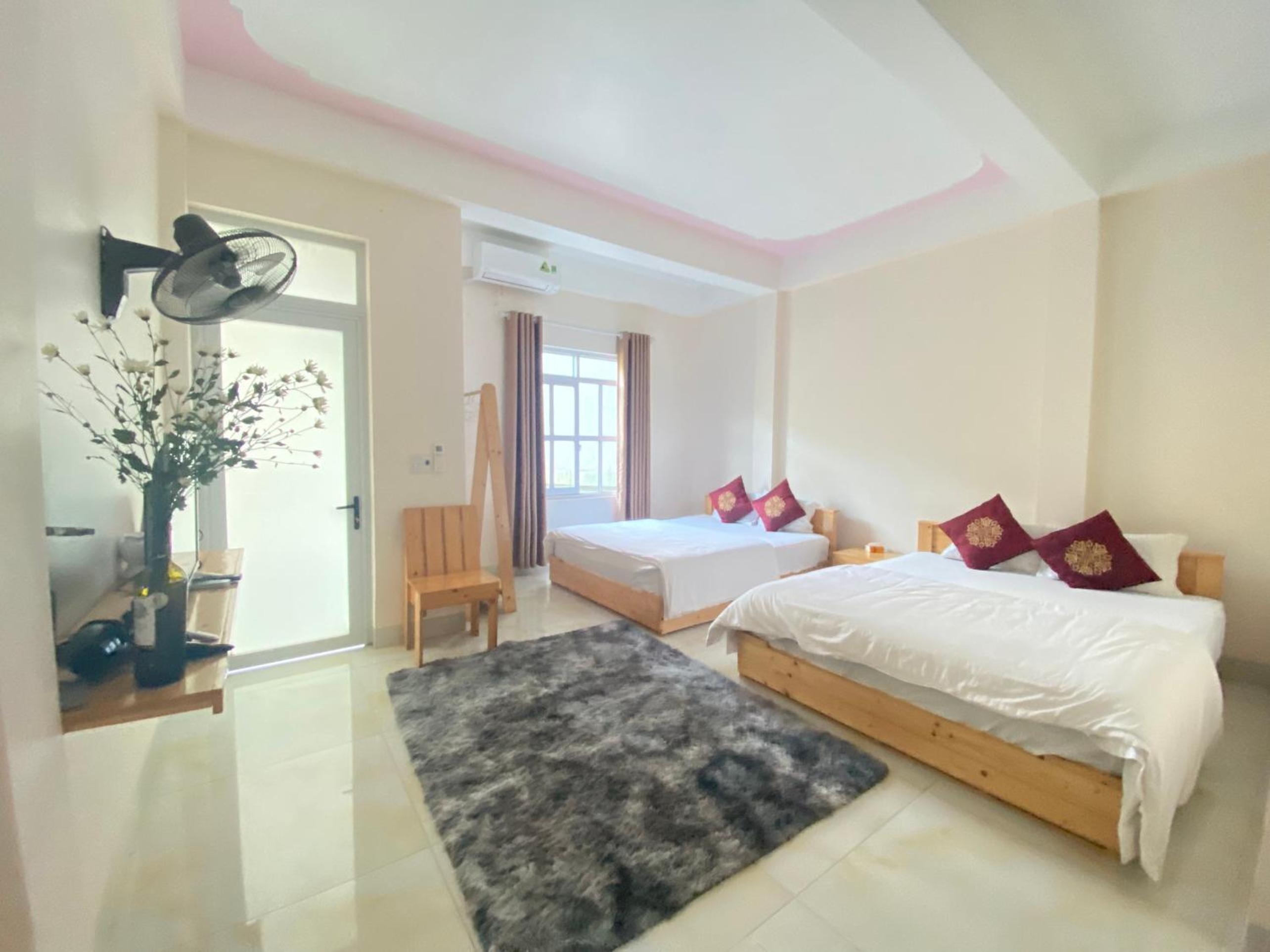 Twin Room With View photo 3