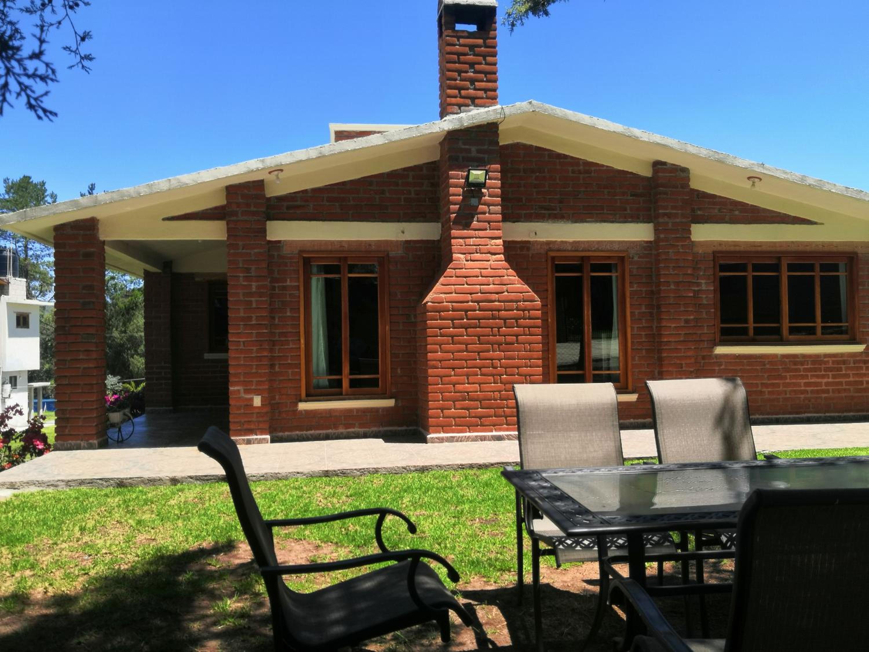 Family Room - Photo 3