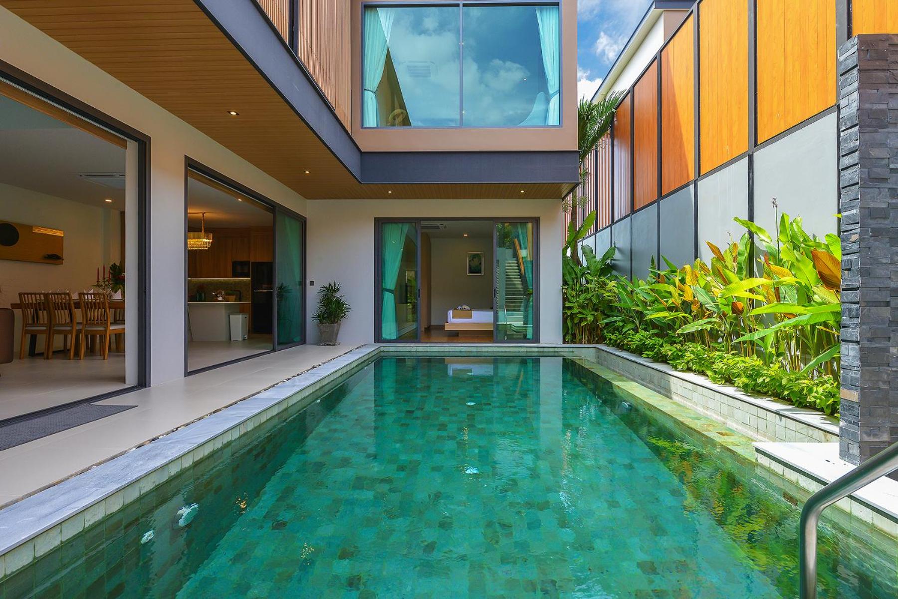 Three-Bedroom Villa - Photo 2