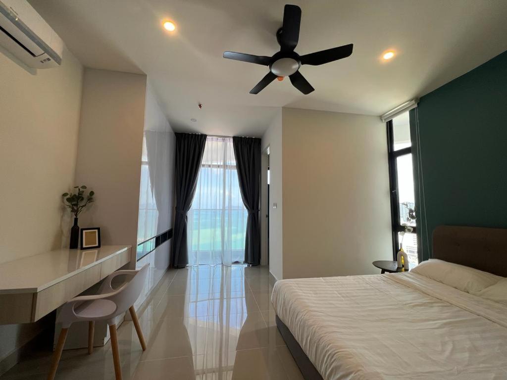 Studio Apartment with Sea View photo 1