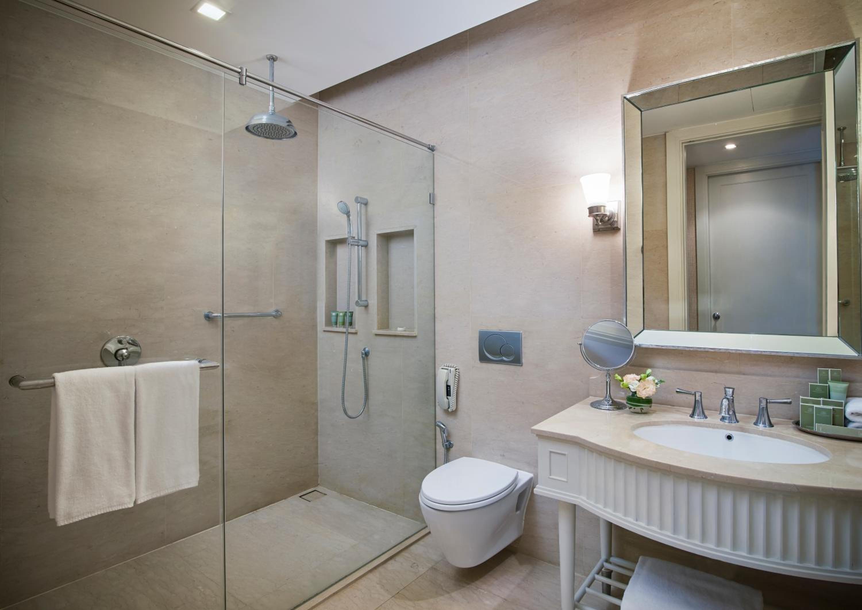 Junior Suite Twin photo 2